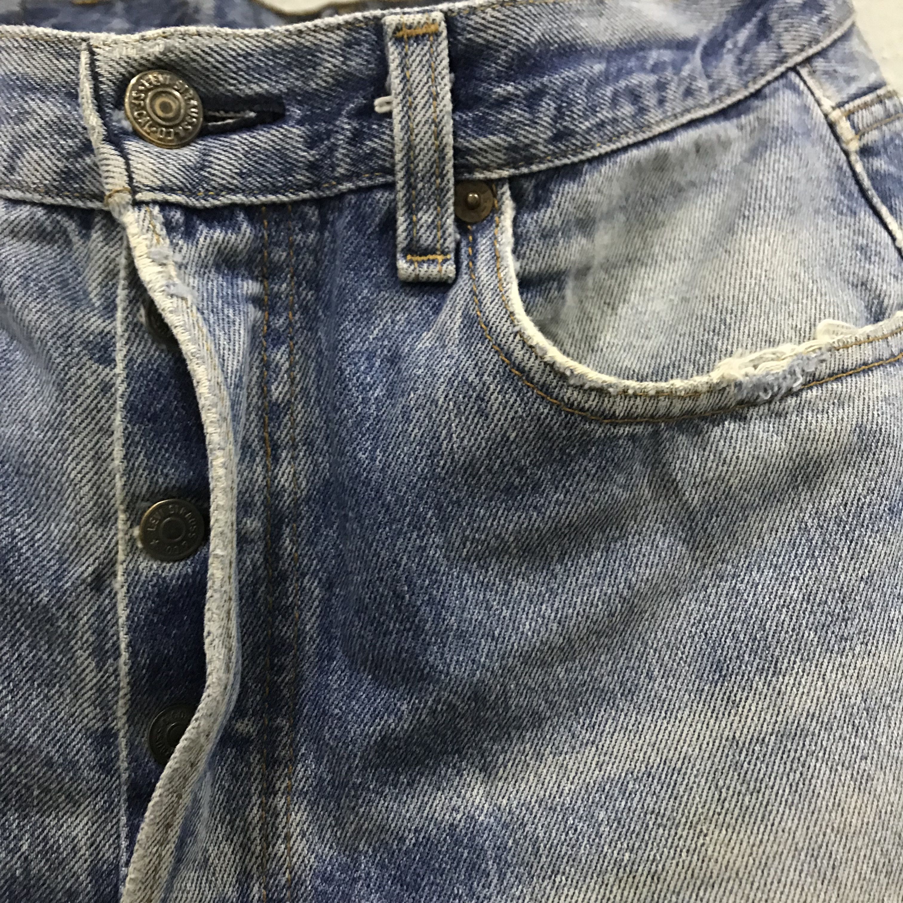 Levi's Vintage 90s Levi’s 501 Straight Leg Jeans Fade Blue Size US 31 - 7 Thumbnail