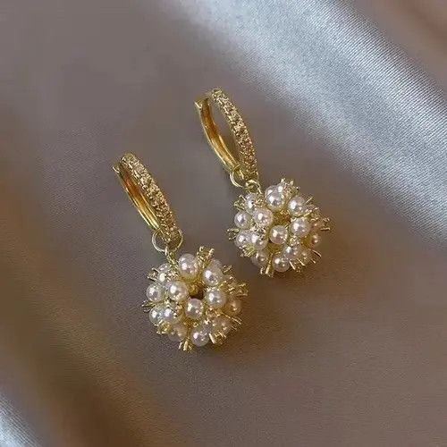 Japanese Brand × Vintage Earring Small Incense -Bead Ball Pendant Earrings Female Size ONE SIZE - 1 Thumbnail