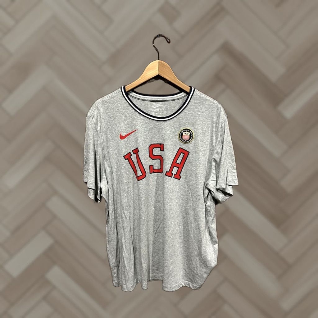 Nike Nike Sportswear T-Shirt Mens Gray Short Sleeve XL USA Team Size US XL / EU 56 / 4 - 1 Thumbnail