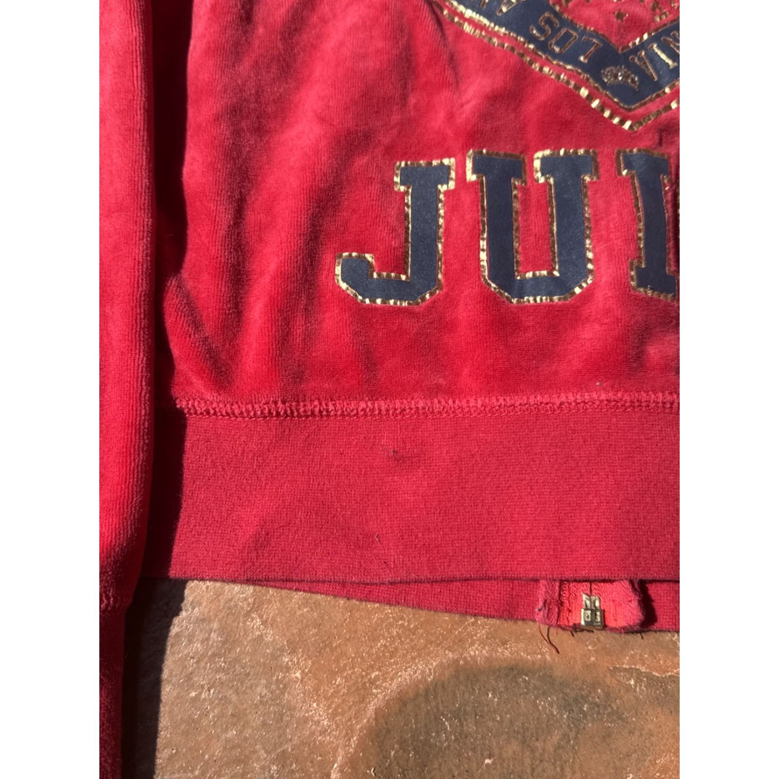 Juicy Couture VINTAGE Juicy Couture Hoodie Large Red Velour Zip Up Rhinestone Bling Full Zip Hooded Womens Casual Retro 2000s Size L / US 10 / IT 46 - 5 Thumbnail