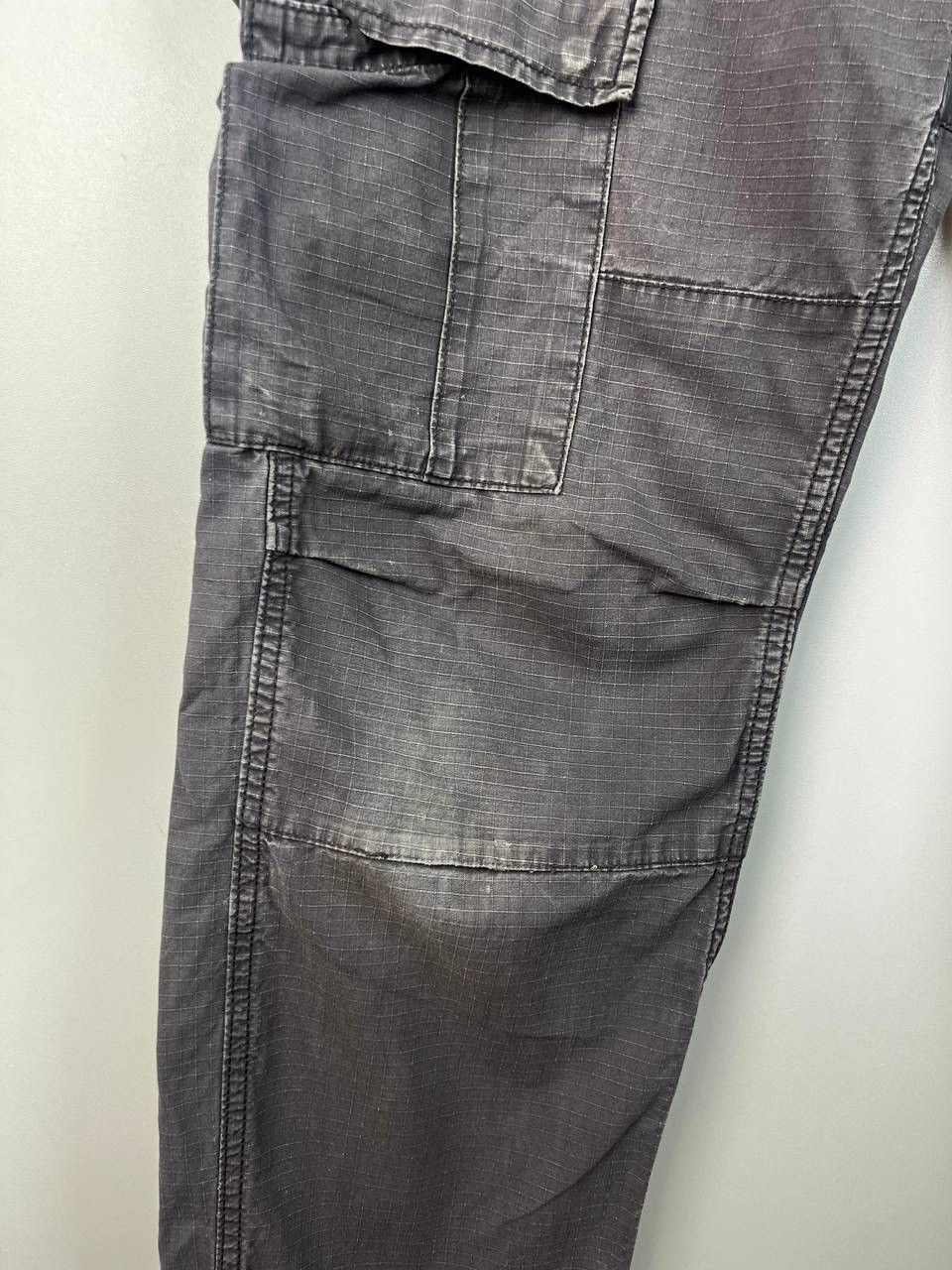 Carhartt Carhartt WIP streetwear Cargo pants size 33/32 Size US 33 - 4 Thumbnail
