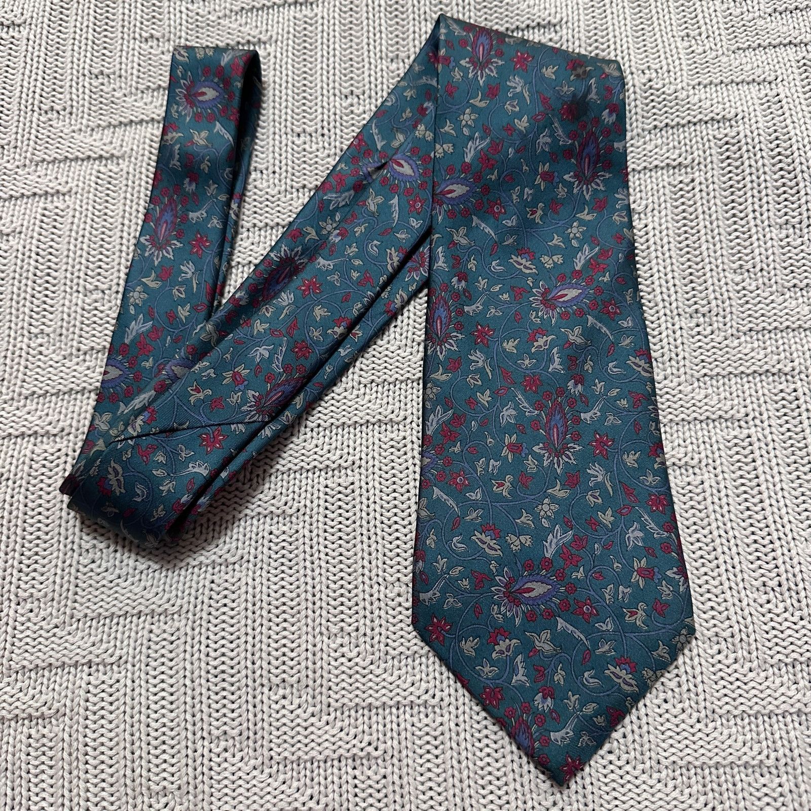 Oleg Cassini Vintage Oleg Cassini hunter green tapestry print men's tie Size ONE SIZE - 1 Thumbnail