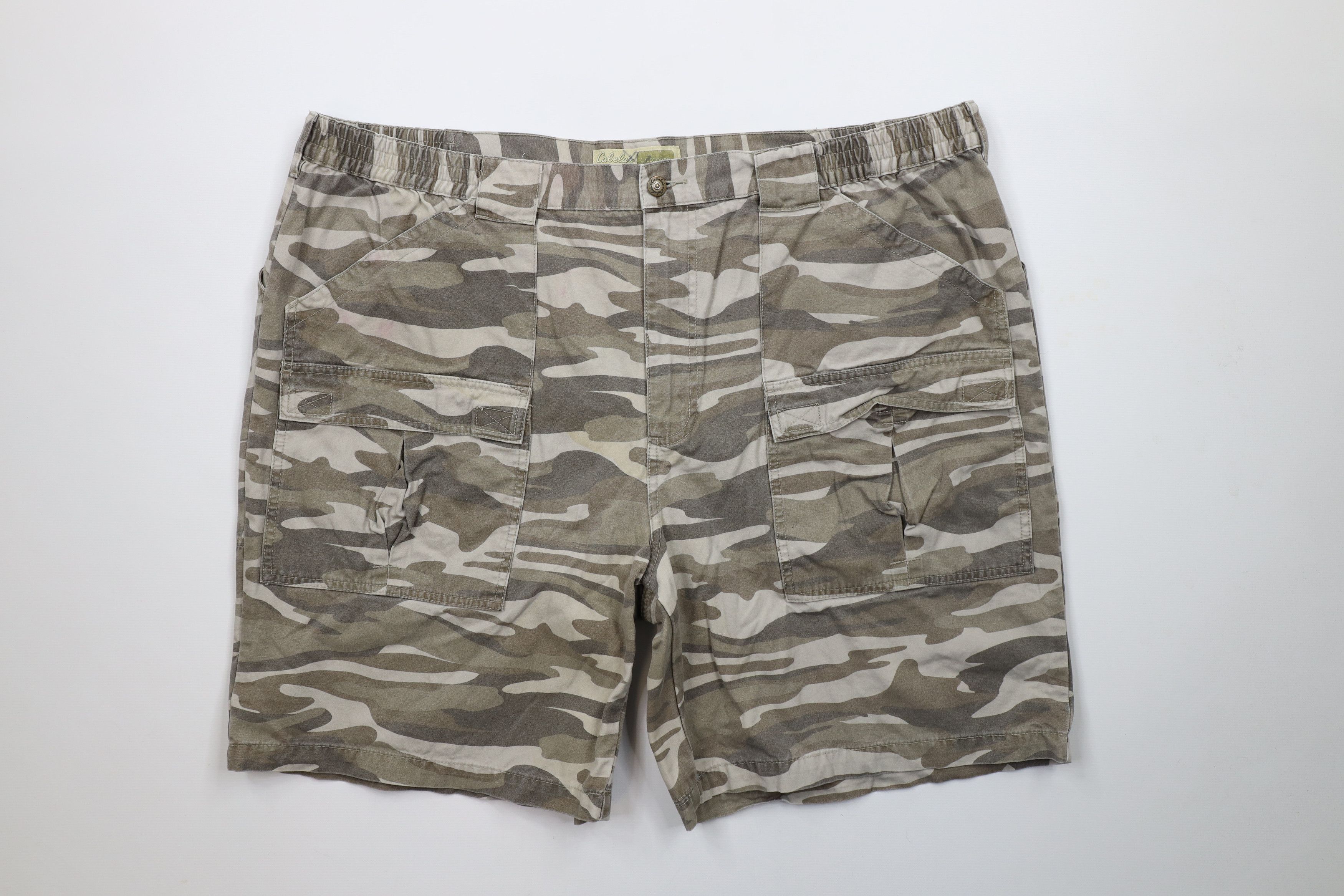 Cabelas × Vintage Vintage Cabelas Heavyweight Camouflage Cargo Shorts Cotton Size US 44 / EU 60 - 1 Thumbnail