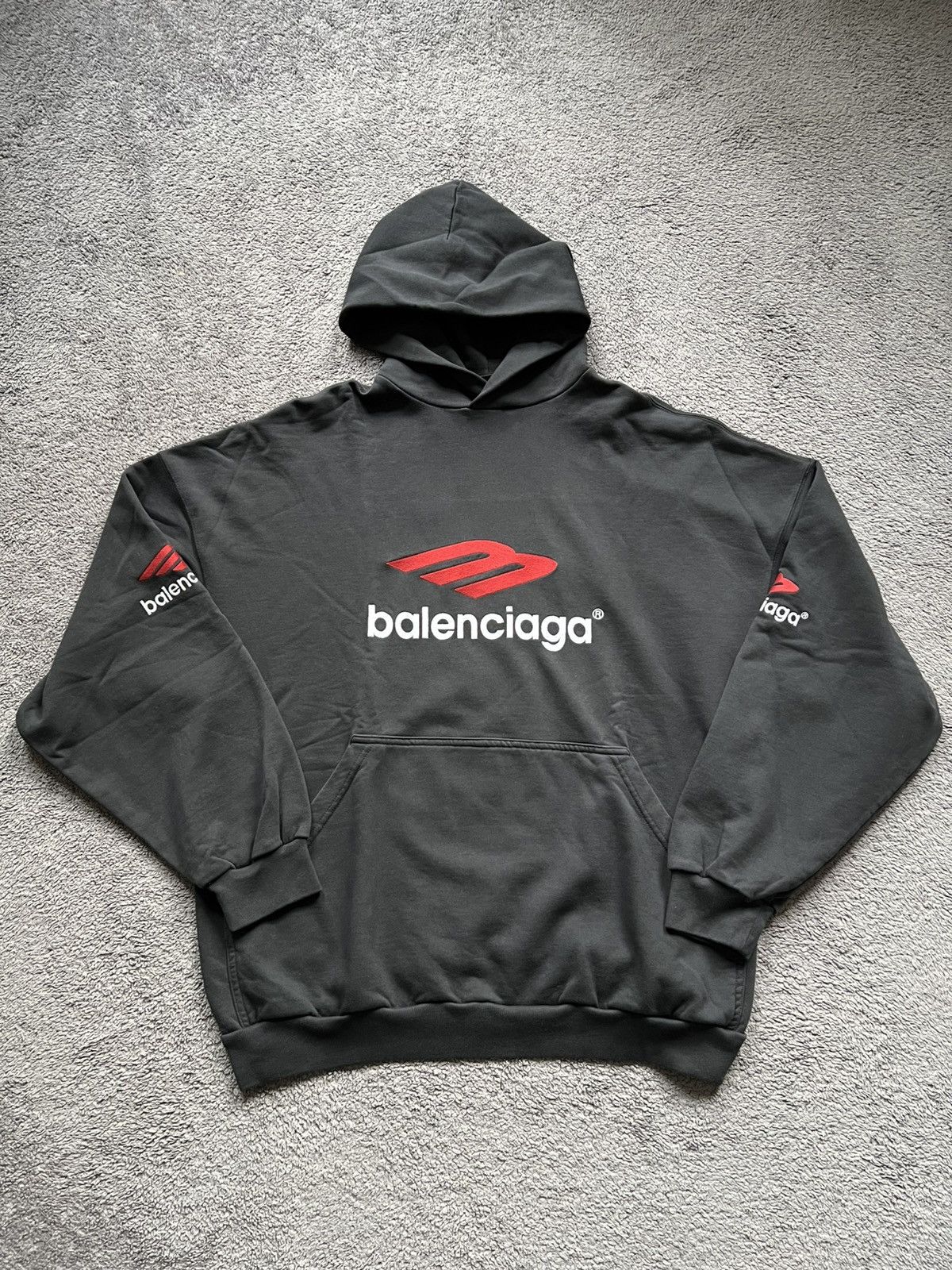 Balenciaga Balenciaga Limited FW22 Be Different Apple Hoodie