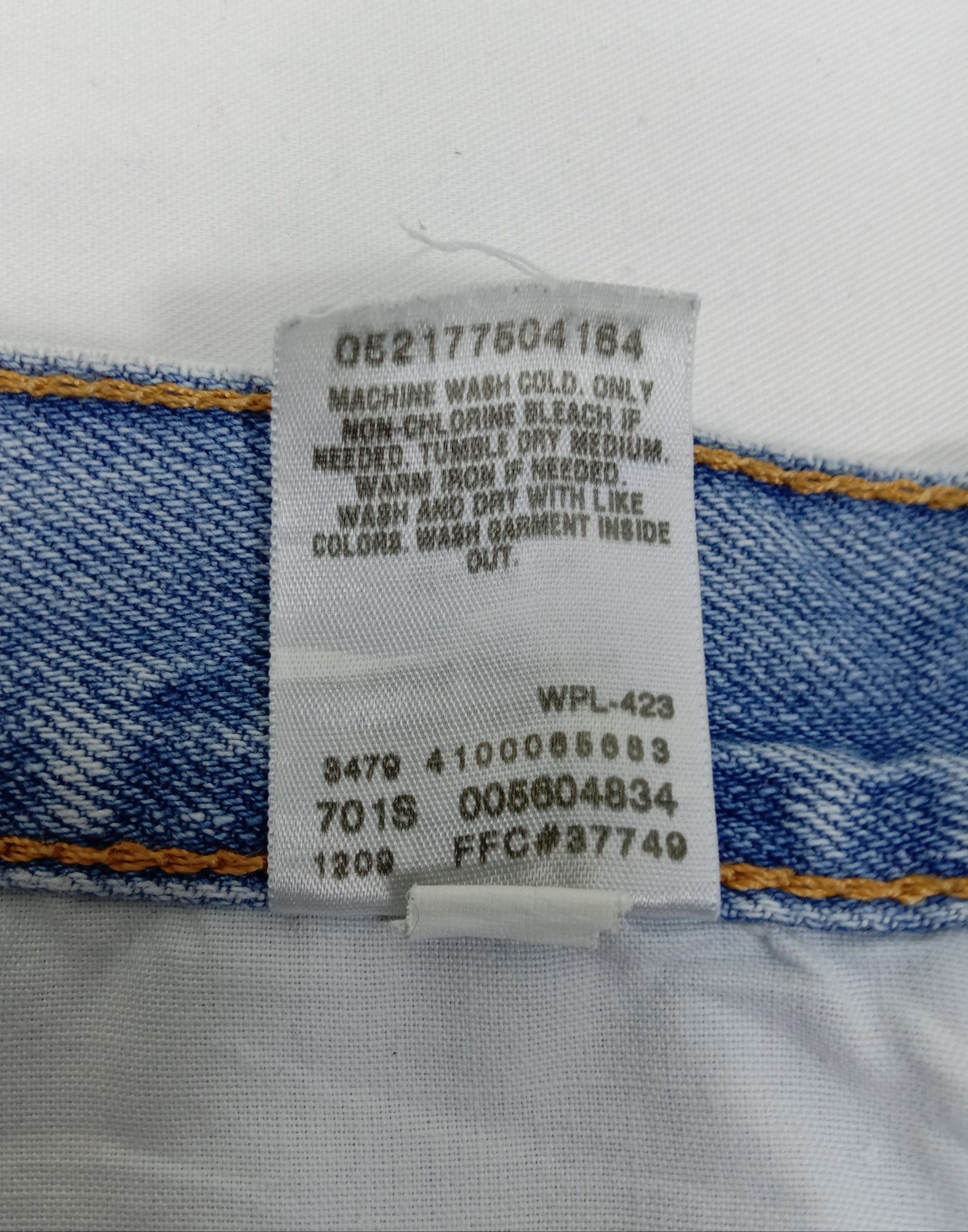 Levi's Vintage Levi's 560 Jeans Light Wash Comfort Fit Denim Size US 38 / EU 54 - 11 Thumbnail