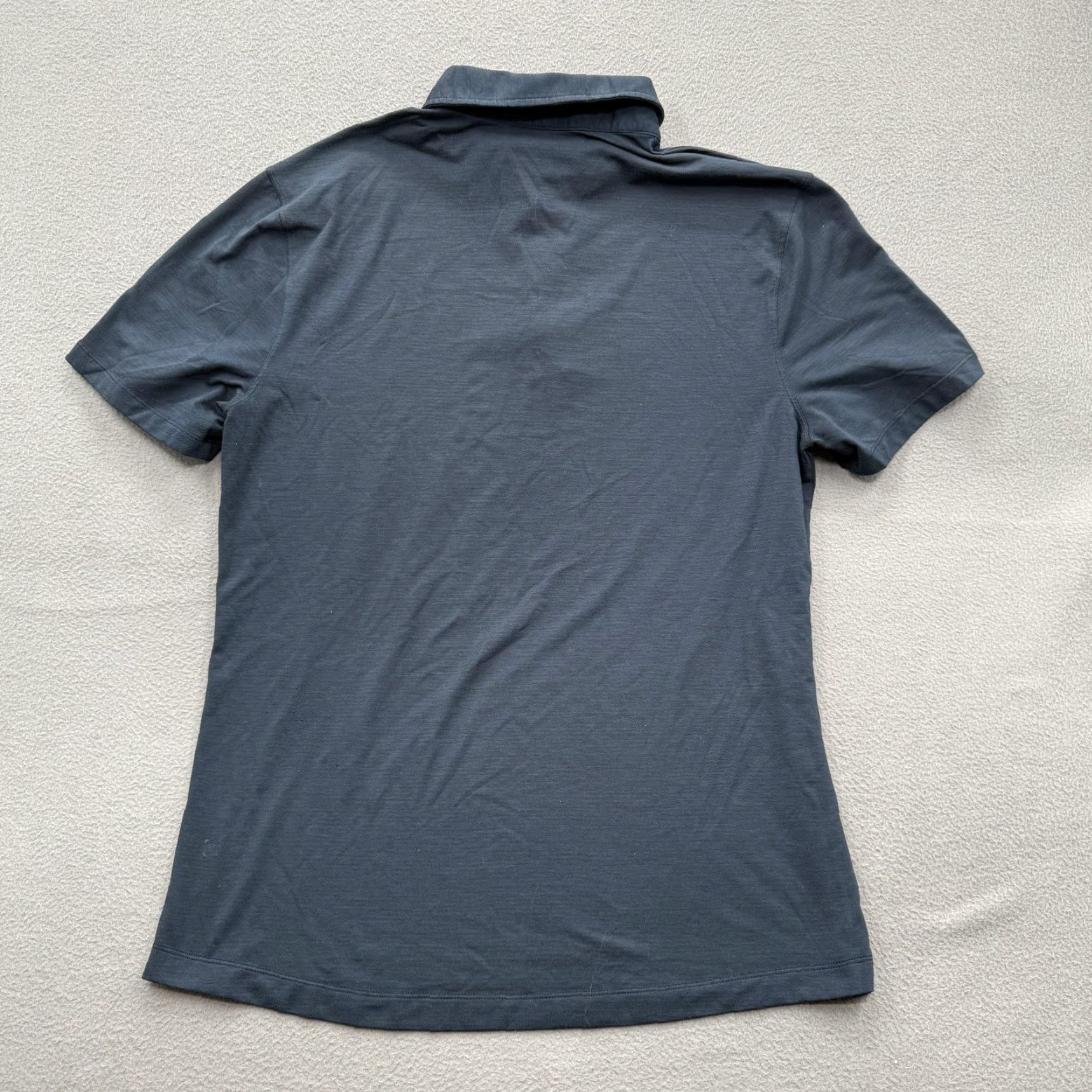 Lululemon Lululemon Polo Shirt Mens L Blue Short Sleeve 3 Button Performance Golf Shirt Size US L / EU 52-54 / 3 - 2 Thumbnail