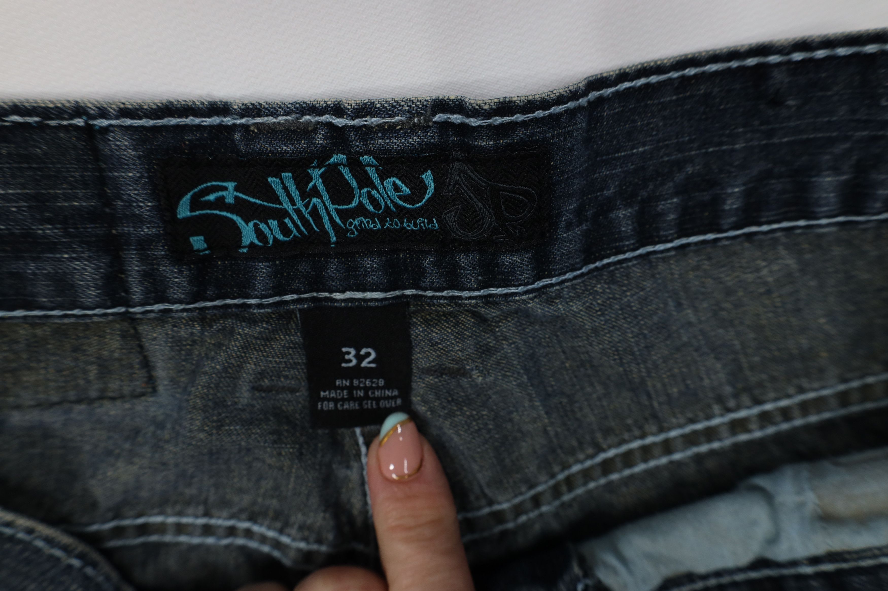 Southpole Vintage 90s Y2K Southpole Buckle Pocket Denim Cargo Shorts Size US 32 / EU 48 - 7 Thumbnail