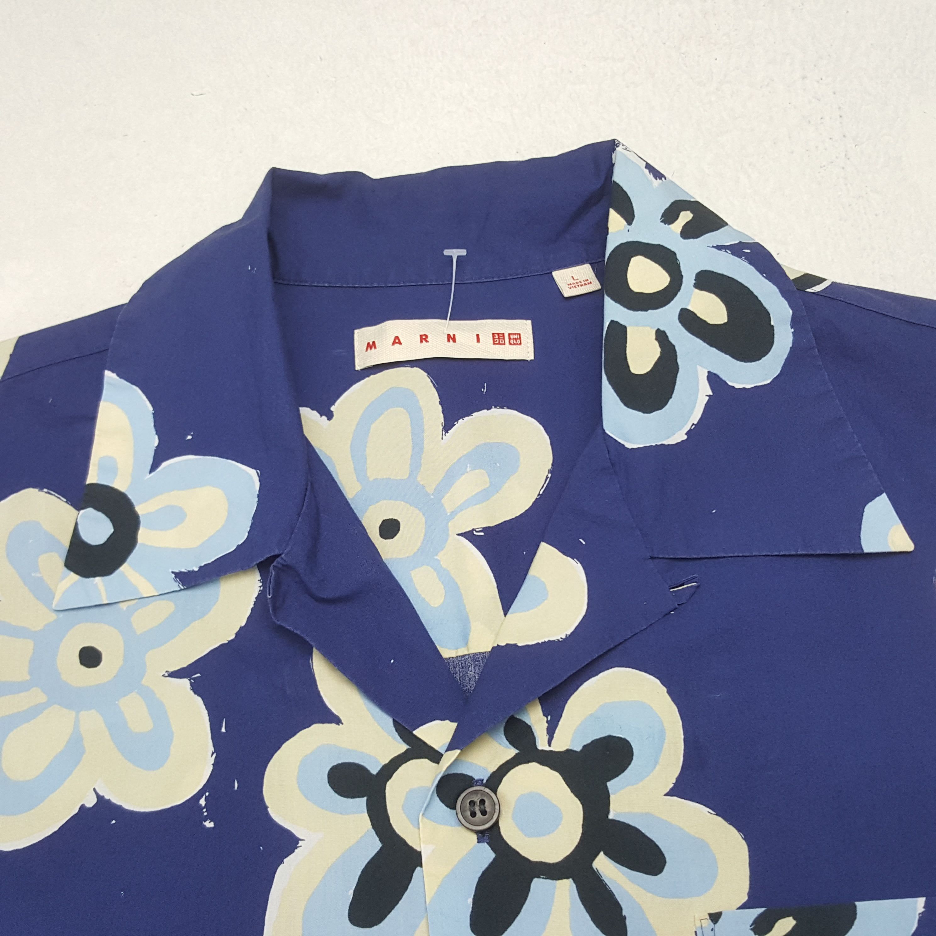 Marni × Uniqlo × Vintage Vintage Marni x Uniqlo Hawaii Button Up Shirt Size US L / EU 52-54 / 3 - 4 Thumbnail