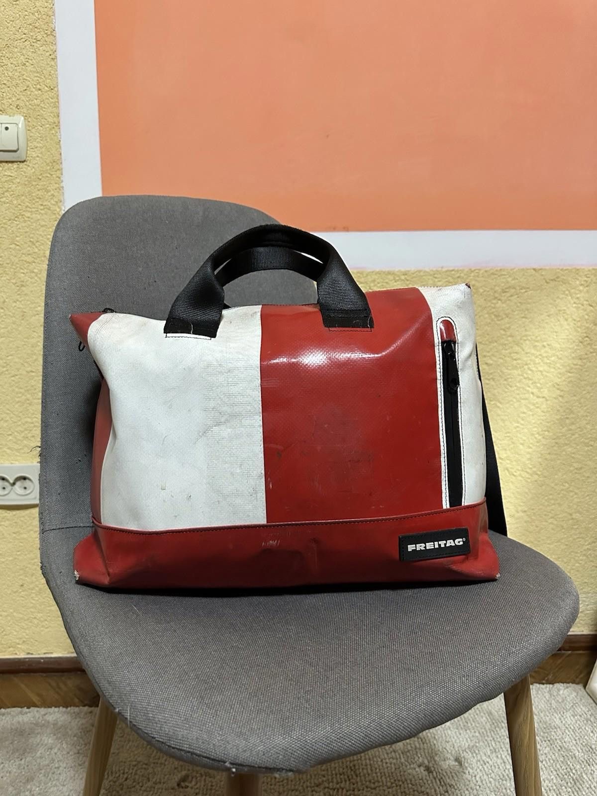 Freitag Freitag F304 Roy Bag Red White Size ONE SIZE - 1 Thumbnail