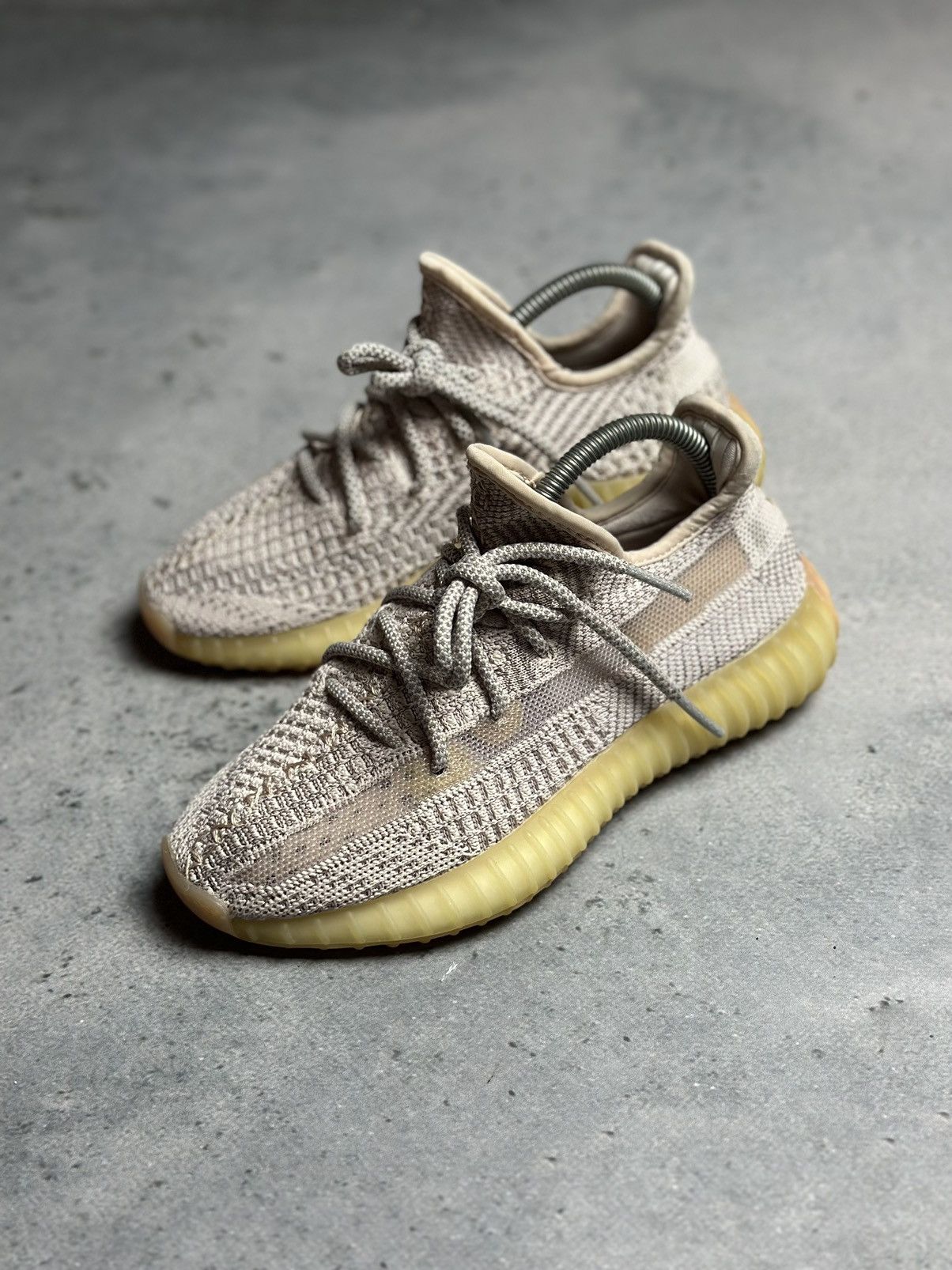 Yeezy Adidas Yeezy Boost 350 V2 Synth Reflective Size US 5.5 / IT 35.5 - 2 Thumbnail