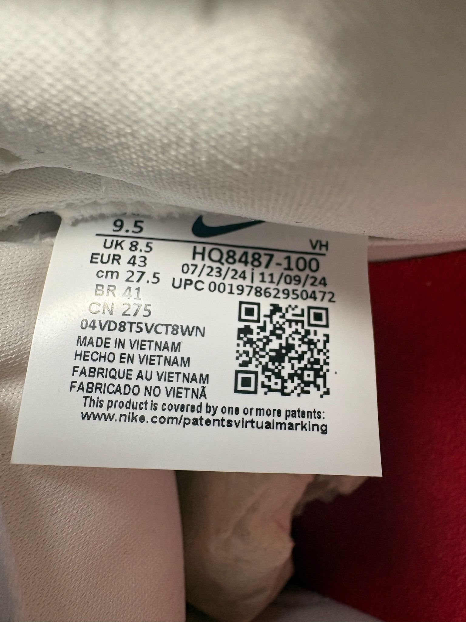 Nike Nike SB Dunk Low x Supreme 94 "White Metallic Silver" Size US 9.5 / EU 42-43 - 7 Thumbnail