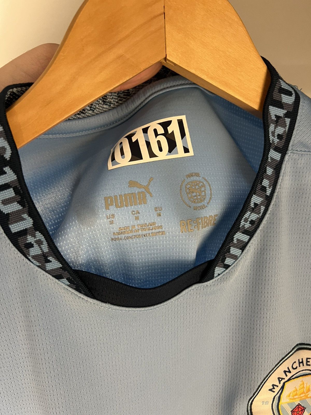 Puma VINTAGE PUMA FC MANCHESTER CITY ENGLAND SOCCER JERSEY RETRO Size US M / EU 48-50 / 2 - 17 Thumbnail