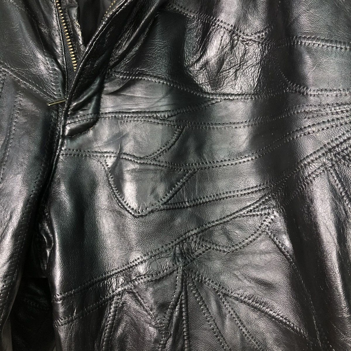 Japanese Brand 🔥RICH BLACK VINTAGE BIKER LEATHER PANTS UNBRAND ISSEY MIYAKE Size US 32 / EU 48 - 17 Thumbnail