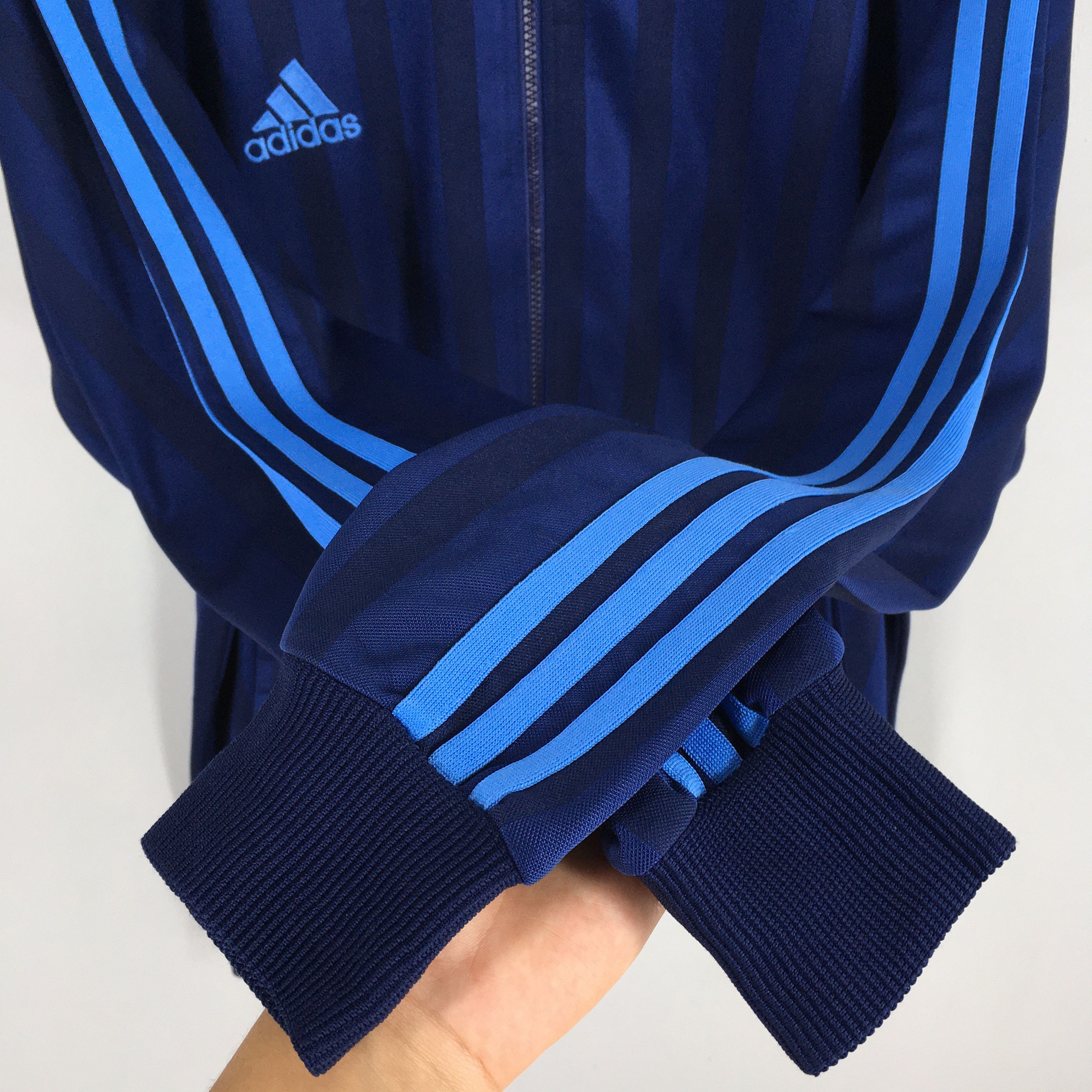 Adidas Vintage Adidas Equipment Windbreaker Jacket XLarge Size US XL / EU 56 / 4 - 4 Thumbnail