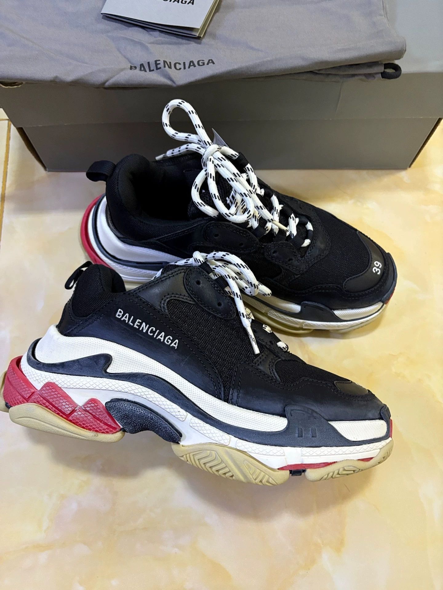 Balenciaga Balenciaga Triple S OG Aged Black Red Size 39 New Size US 6 / EU 39 - 1 Thumbnail