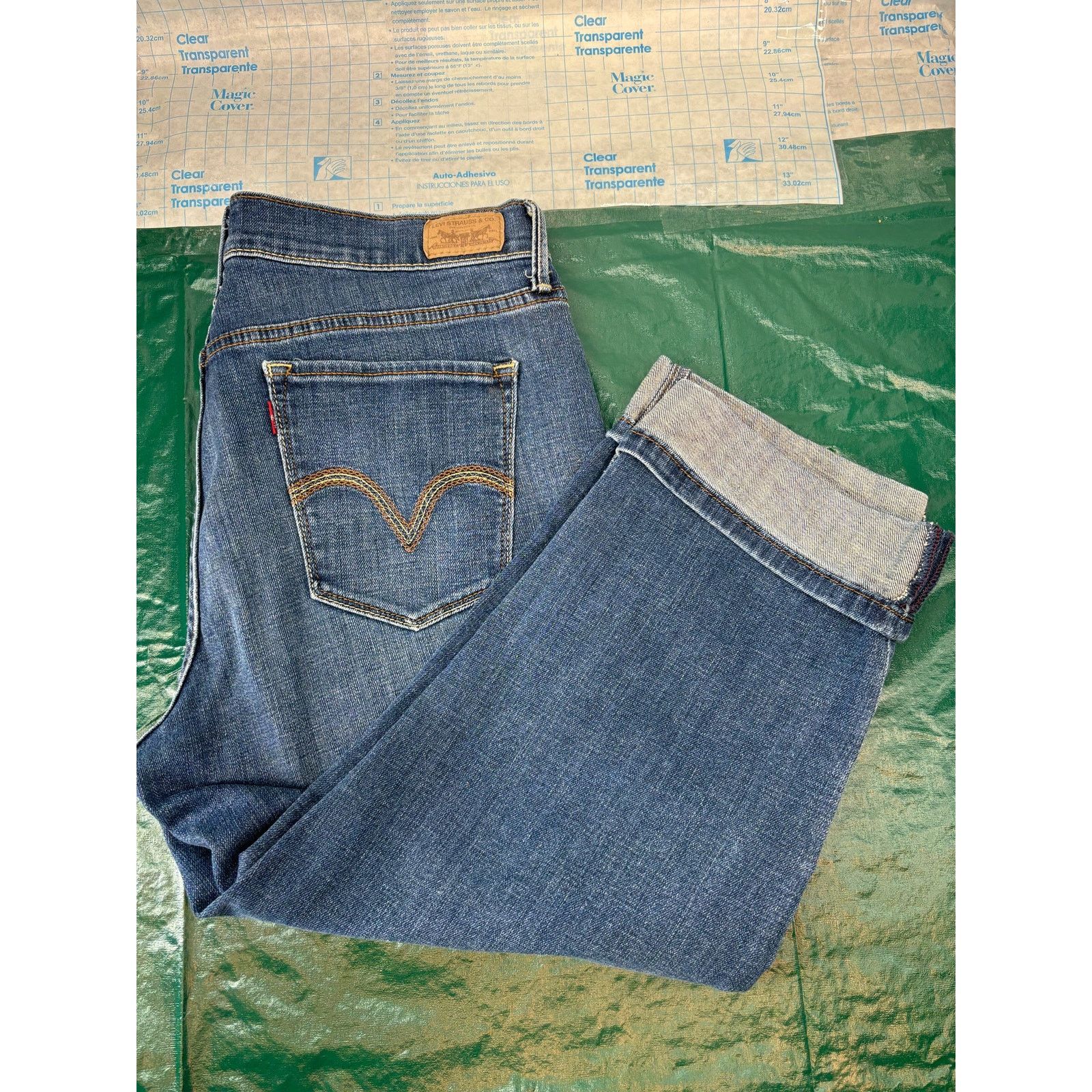 Levi's Levi 515 Size 8 Denim Jean Cuffed Capri Women’s Medium Wash Size 30" / US 8 / IT 44 - 9 Thumbnail