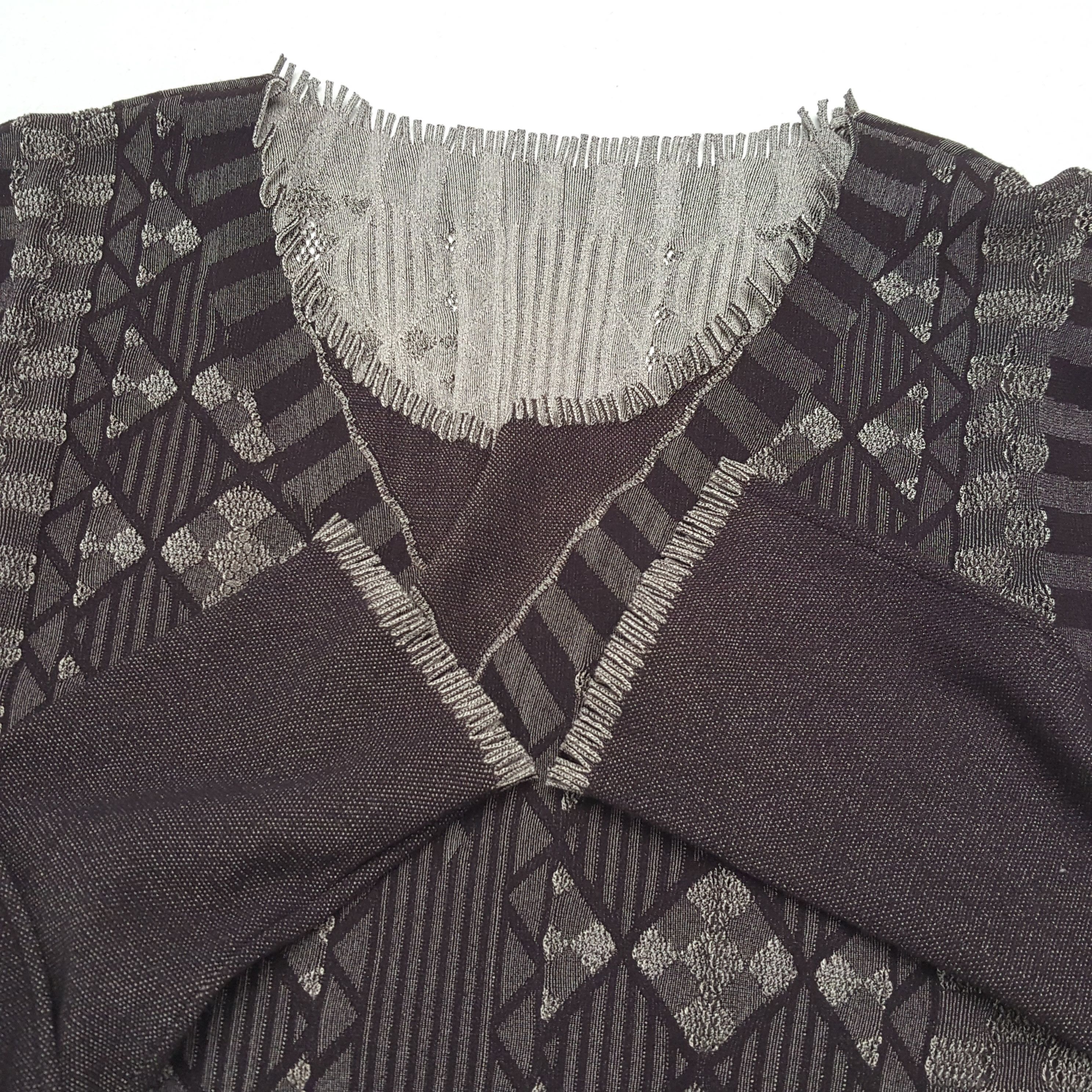 Japanese Brand × Pleats Please Issey Miyake × Vintage PLEATS PLEASE ISSY MIYAKE Japanese Designer Brand Tshirt Size XS / US 0-2 / IT 36-38 - 8 Thumbnail