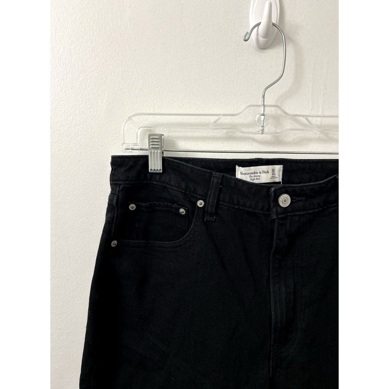 Abercrombie & Fitch Abercrombie & Fitch Jeans Skinny High Rise Womens 30x27 Black NWT MSRP 89 Curve Love Slim 5-Pocket Denim Cotton Blend Room Mens? Size 30" / US 8 / IT 44 - 5 Thumbnail