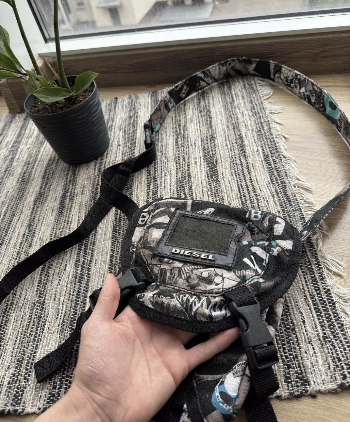Diesel × Vintage Vintage Diesel Y2K Cross body Camo Military messenger bag Size ONE SIZE - 5 Thumbnail