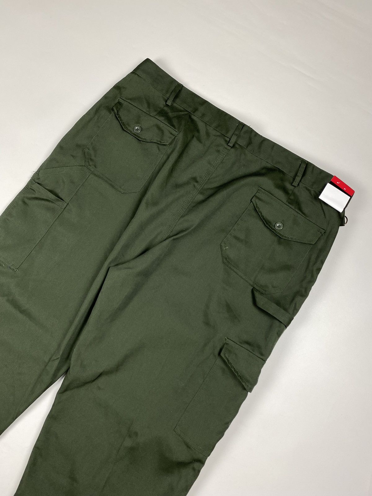 Dickies BNWT! Dickies Workwear men’s cargo pants trousers Size US 42 / EU 58 - 21 Thumbnail