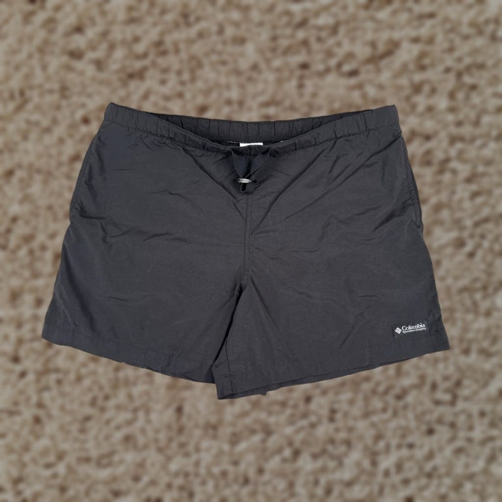 Vintage COLUMBIA Women's Hiking Shorts Large Black 100% Nylon Sweat Belted 6in Inseam Outdoor Size 36" / US 14 / IT 50 - 1 Thumbnail