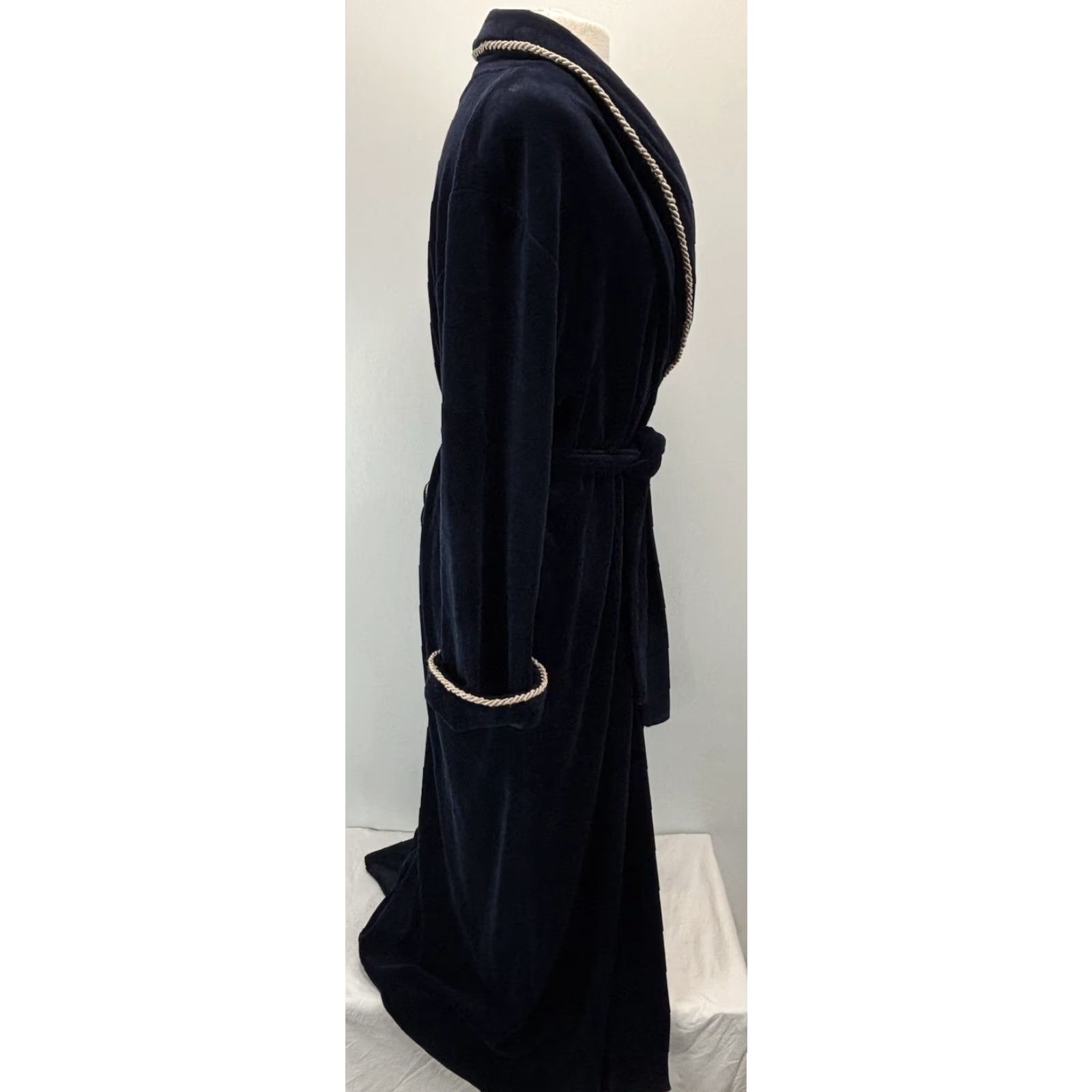 Vintage VINTAGE Diamond Tea Velour Robe 90s Lounge Medium Blue Heavy Corded Trim Womens Size ONE SIZE - 4 Thumbnail