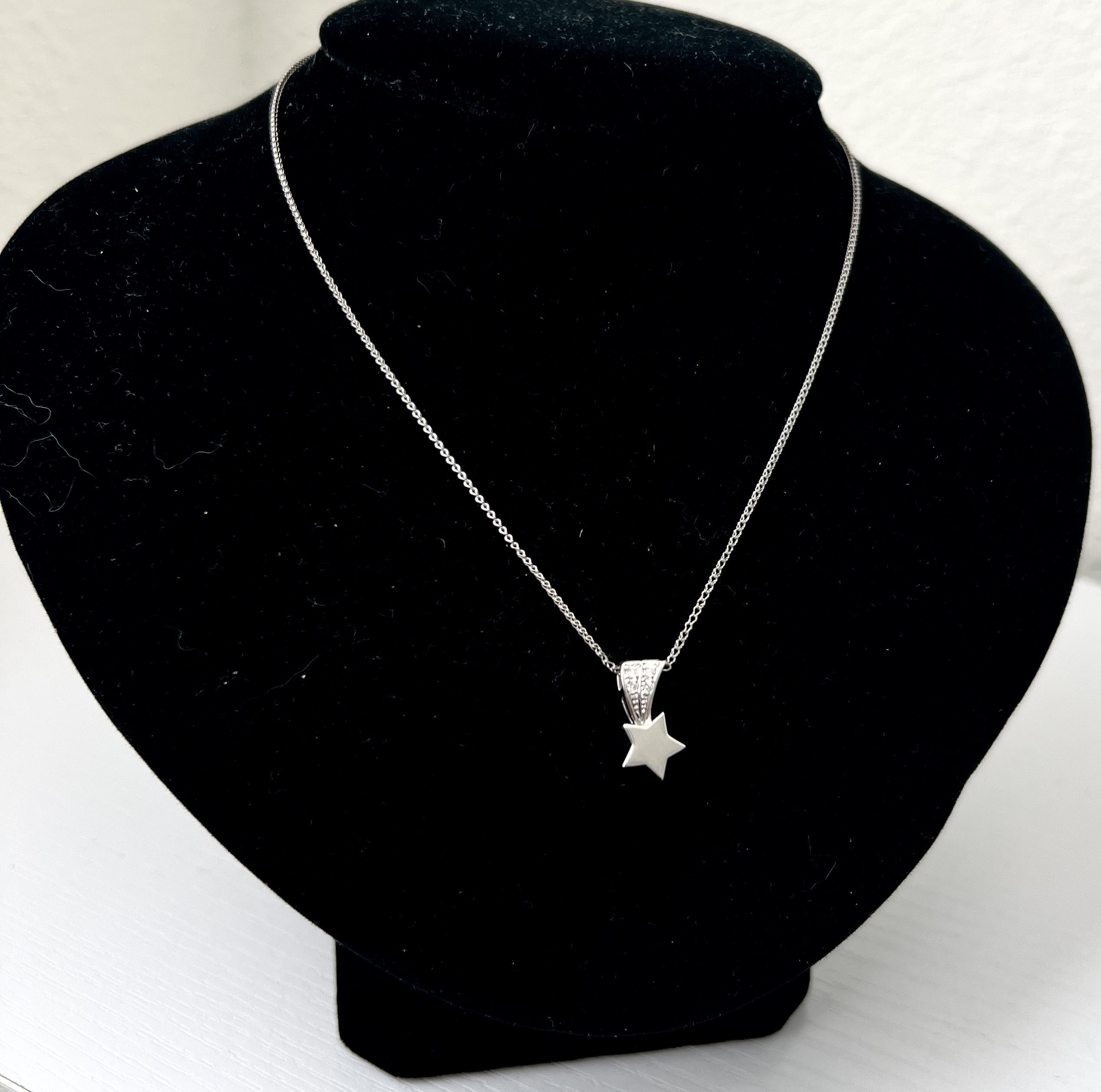 image of Christian Dior Women's Platinum Star Diamond Necklace in White