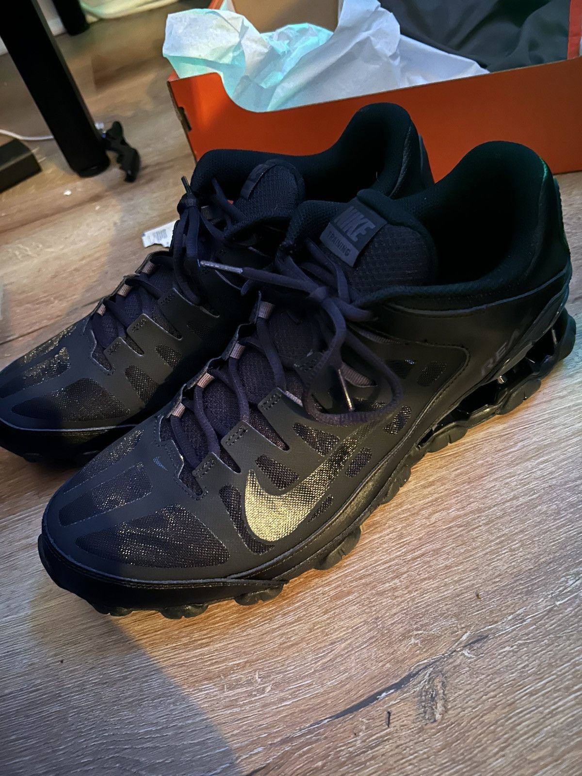 NIKE REAX 8 TR MESH