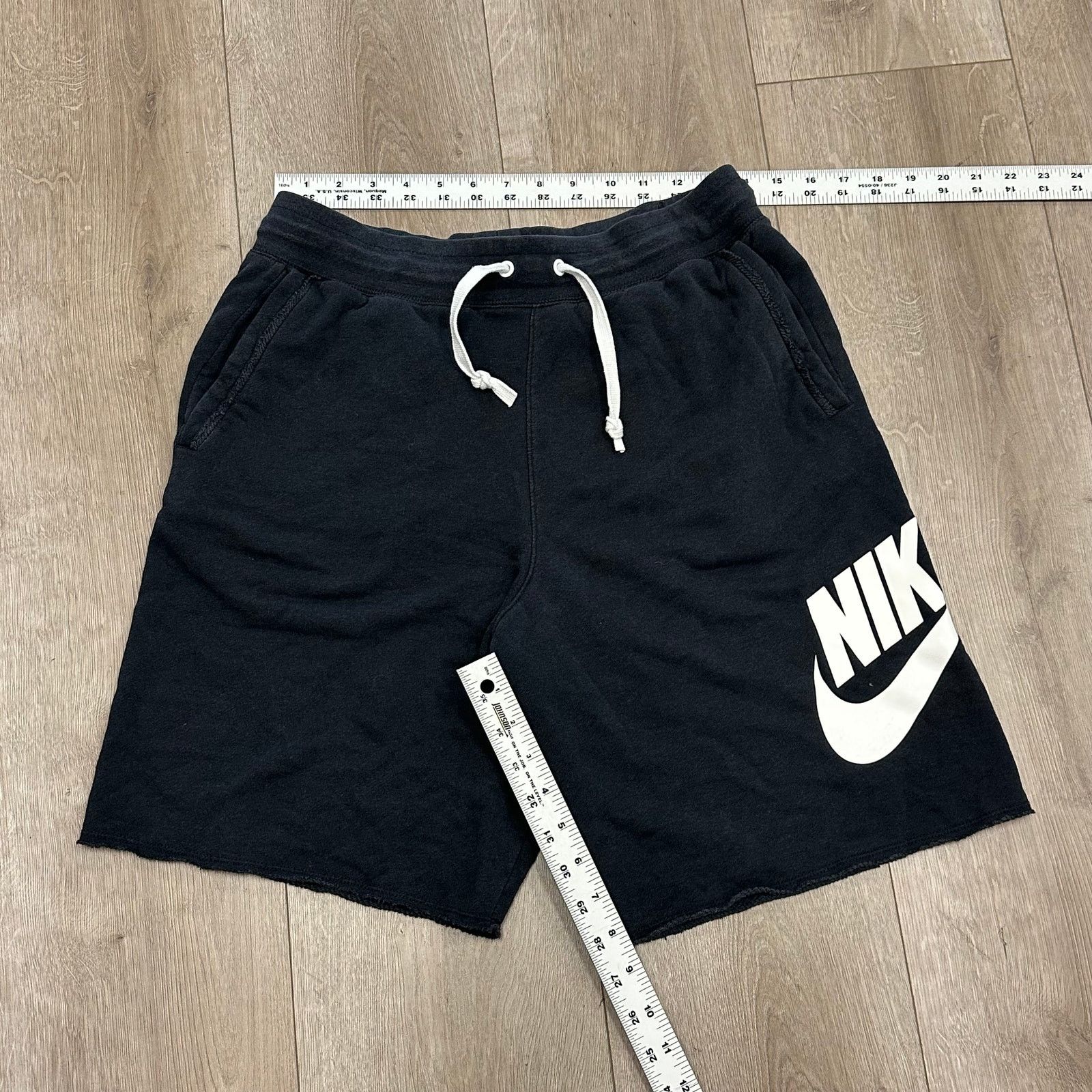 Nike Nike Club French Terry Alumni shorts Black Size Small S B24 Size US 30 / EU 46 - 2 Thumbnail