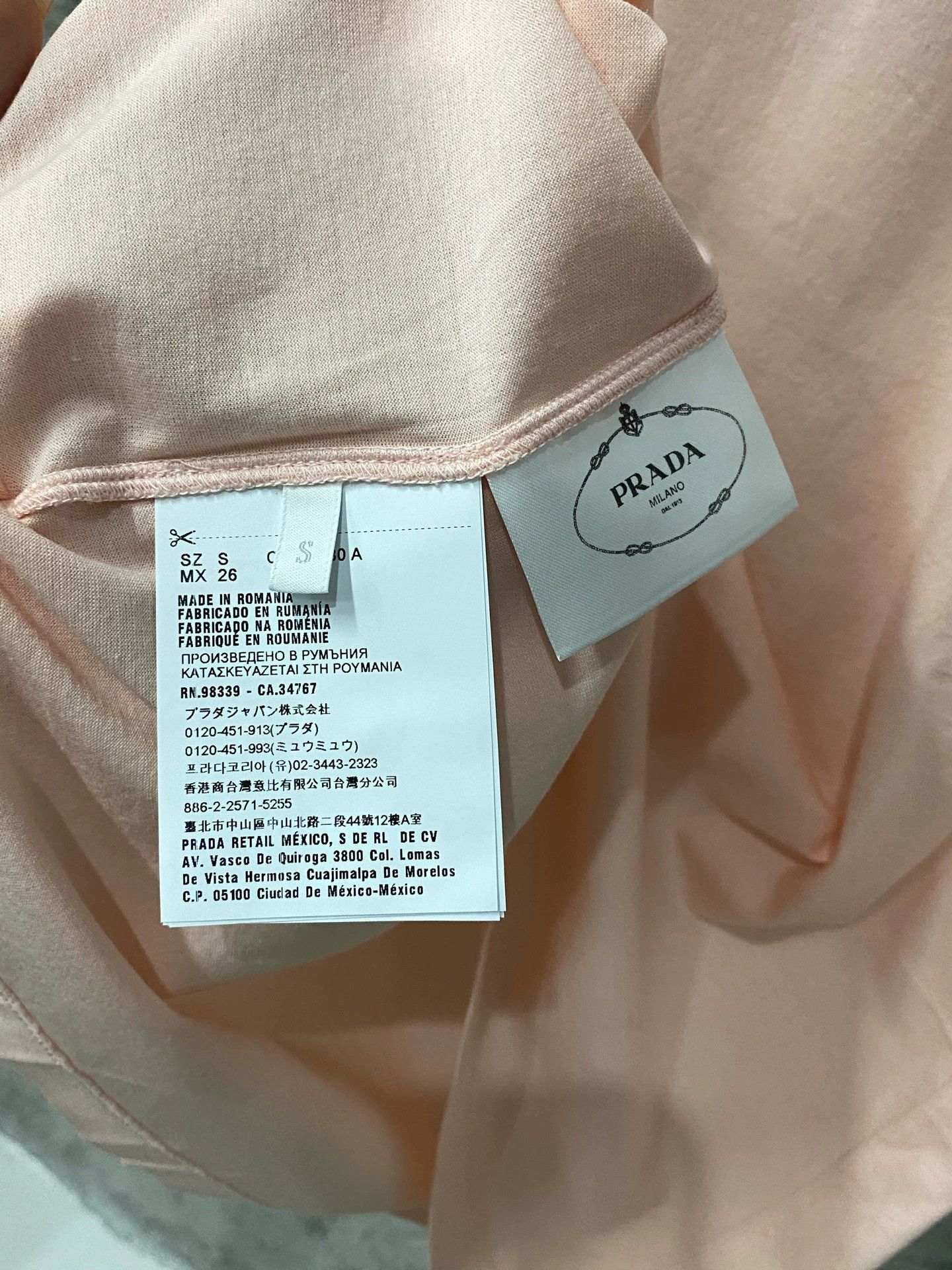 Prada Prada blush pink short-sleeve T-shirt size S new Size S / US 4 / IT 40 - 6 Thumbnail