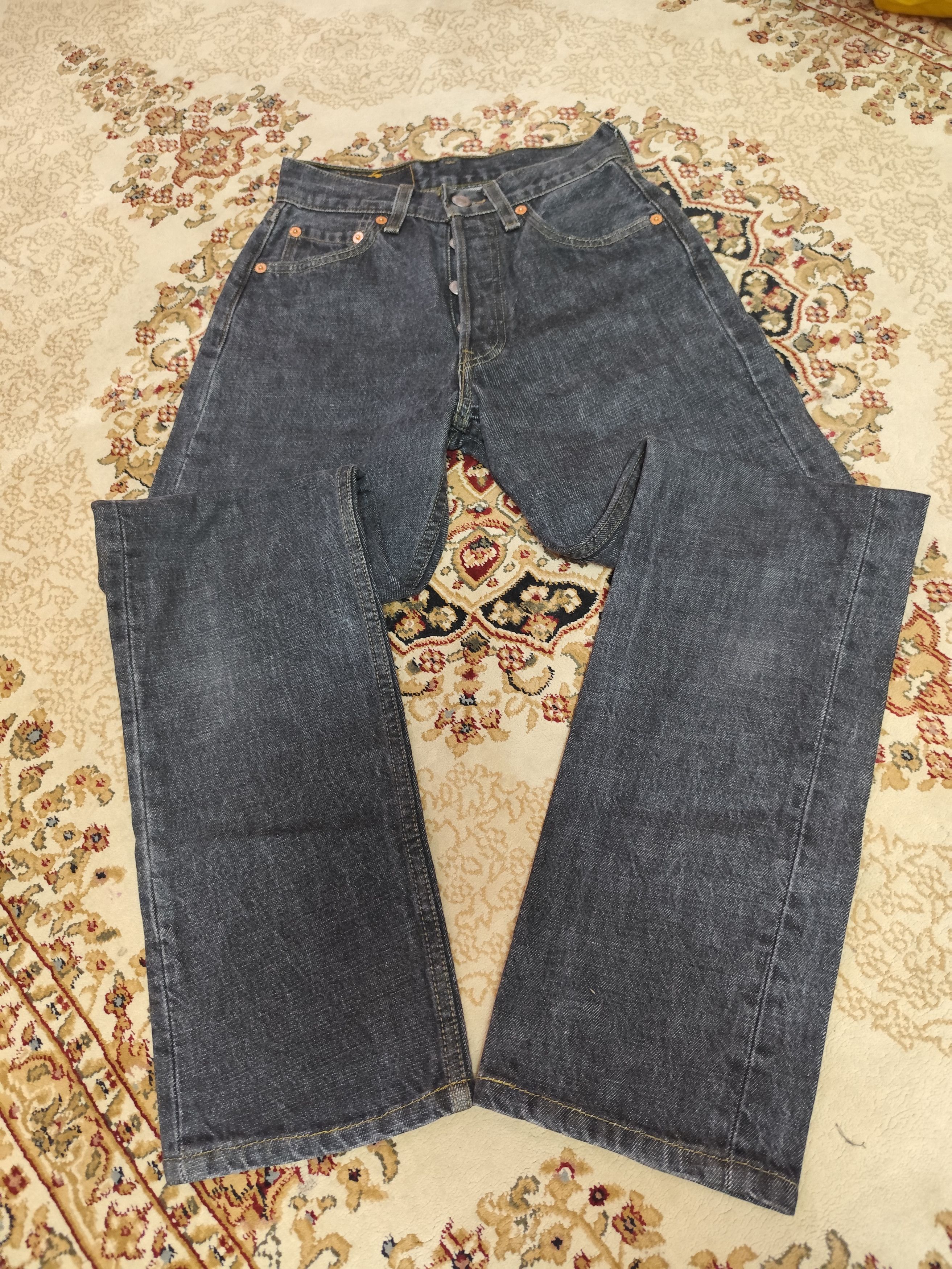 Levi's 🇺🇸VINTAGE 90s LEVIS WOMEN 501 W25 L32 MADE IN USA Size 25" / US 0 / IT 36 - 2 Thumbnail