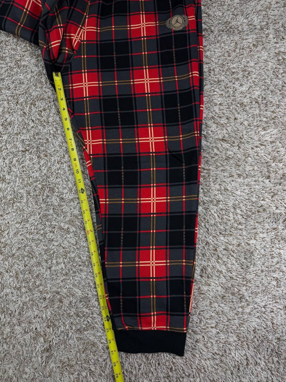 Nike Jordan Essential Festive Plaid Fleece Sweatpants DV9388-612 Size US 38 / EU 54 - 4 Thumbnail