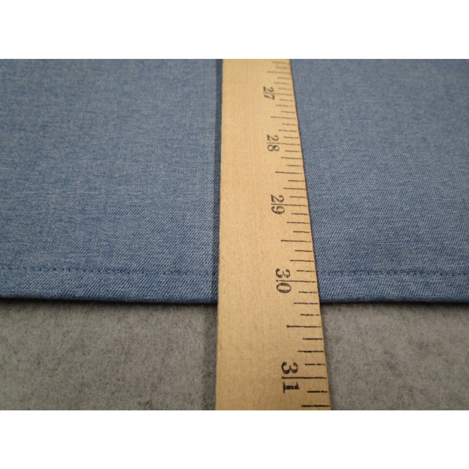 Lululemon Lululemon Button-Up Shirt Mens Large Blue Long Sleeve Casual Workwear Size US L / EU 52-54 / 3 - 5 Thumbnail