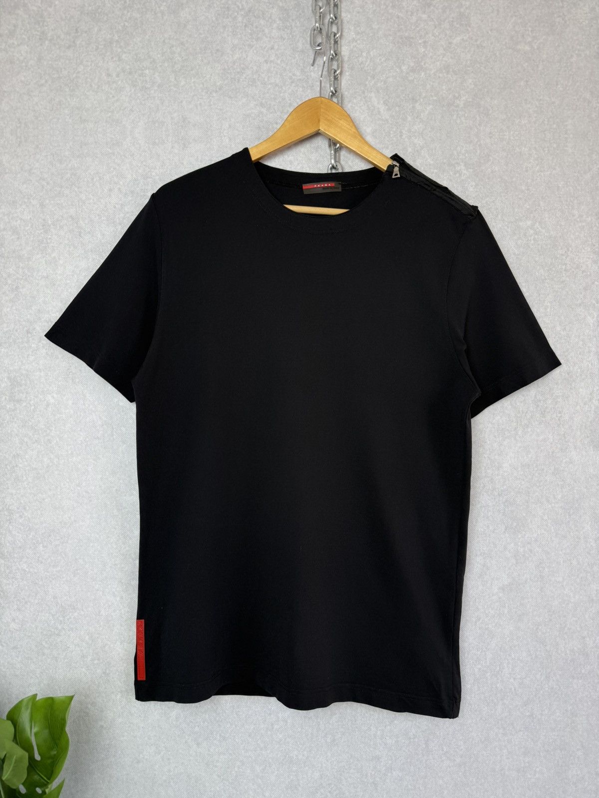Prada Prada 00's Boxy Zip Neck Nylon White T-shirt Red tab size XL Size US XL / EU 56 / 4 - 1 Thumbnail
