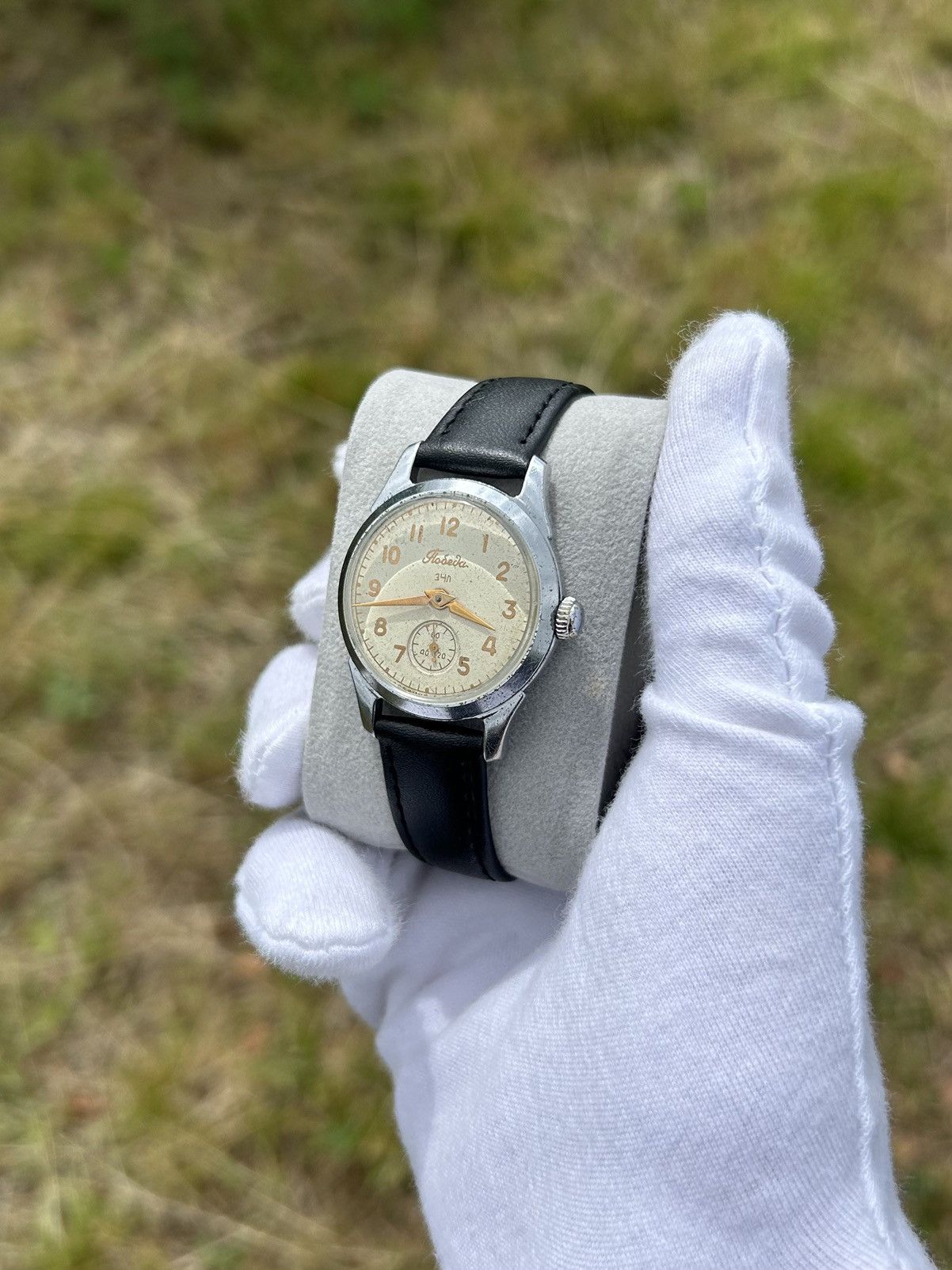 Vintage Vintage Watch Pobeda USSR Soviet Mechanical Authentic 1950s Size ONE SIZE - 4 Thumbnail