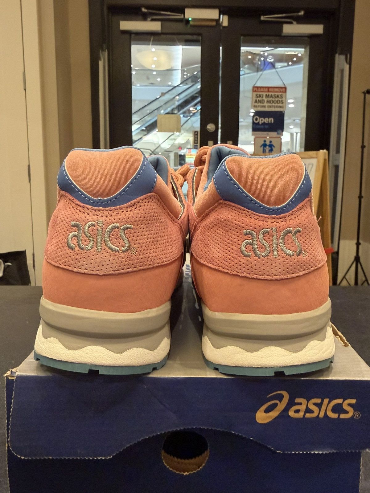 Asics Asics Gel-Lyte 3 ‘Ronnie Fieg Rose Gold’ Size US 8 / EU 41 - 3 Thumbnail