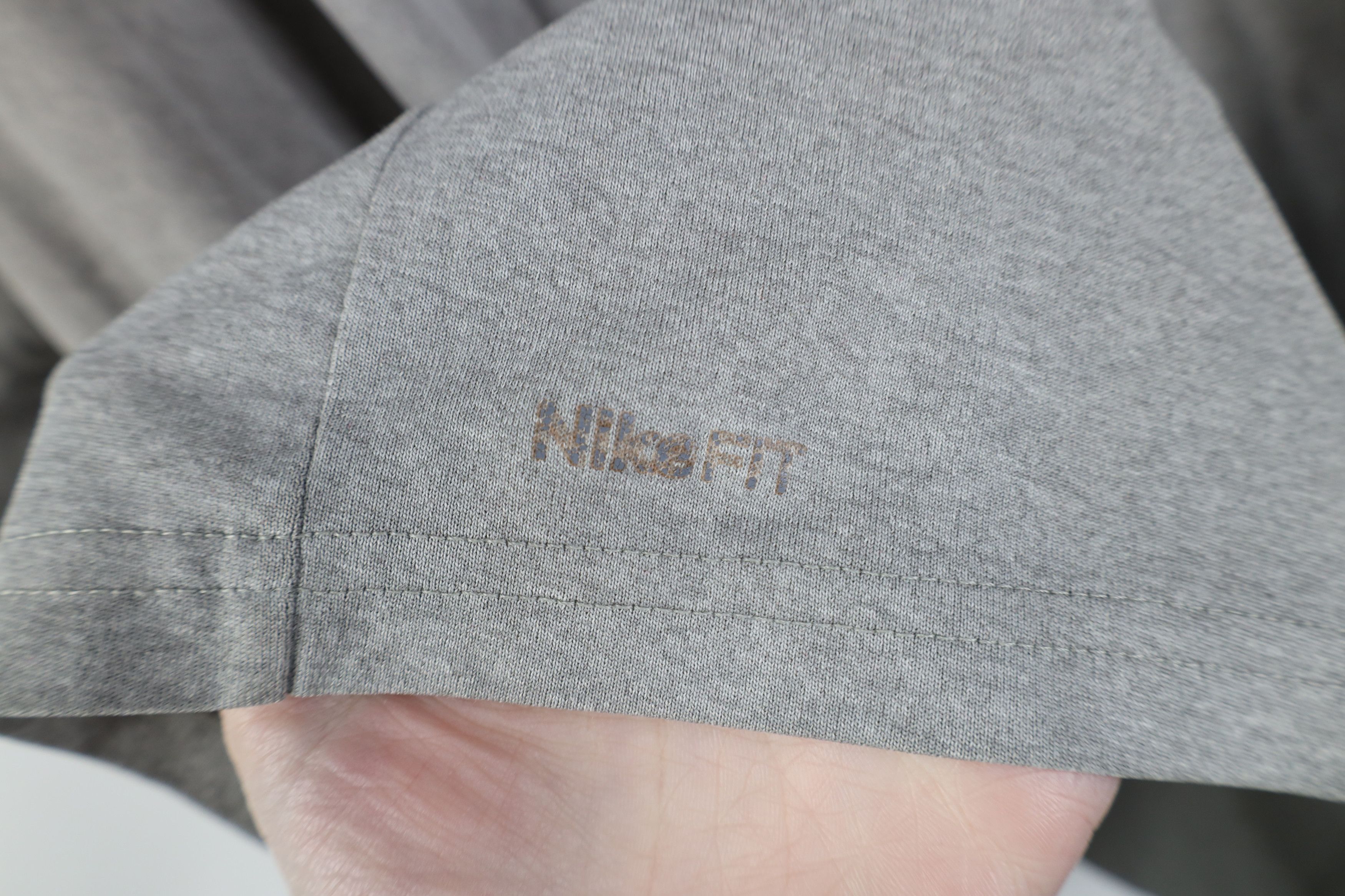 Nike Vintage Nike Travis Scott Mini Swoosh Knit T-Shirt Gray Size US XXL / EU 58 / 5 - 7 Thumbnail