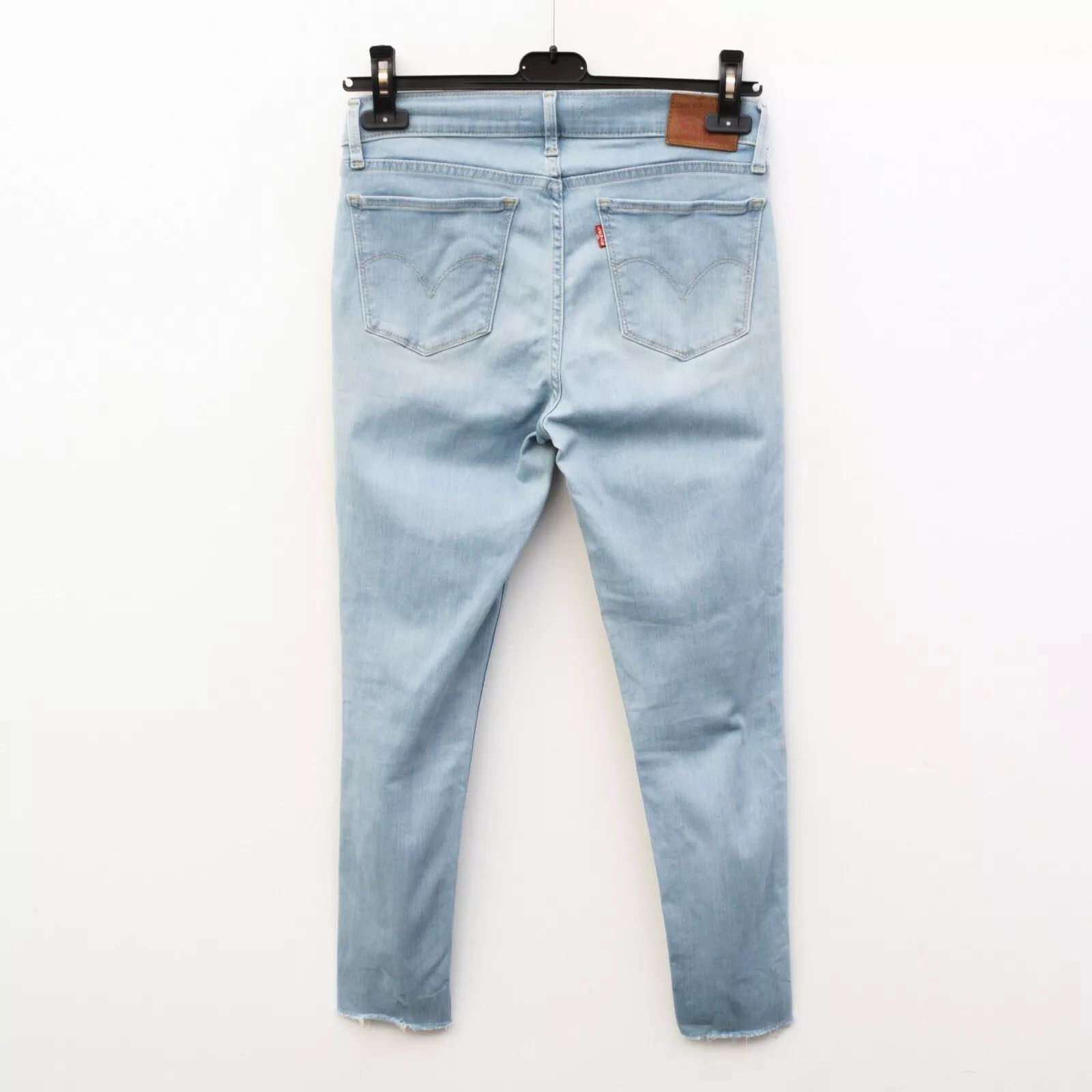 Levi's STRAUSS Women's 710 Super Skinny Mid Rise Jeans W28 L32 Size 28" / US 6 / IT 42 - 4 Thumbnail