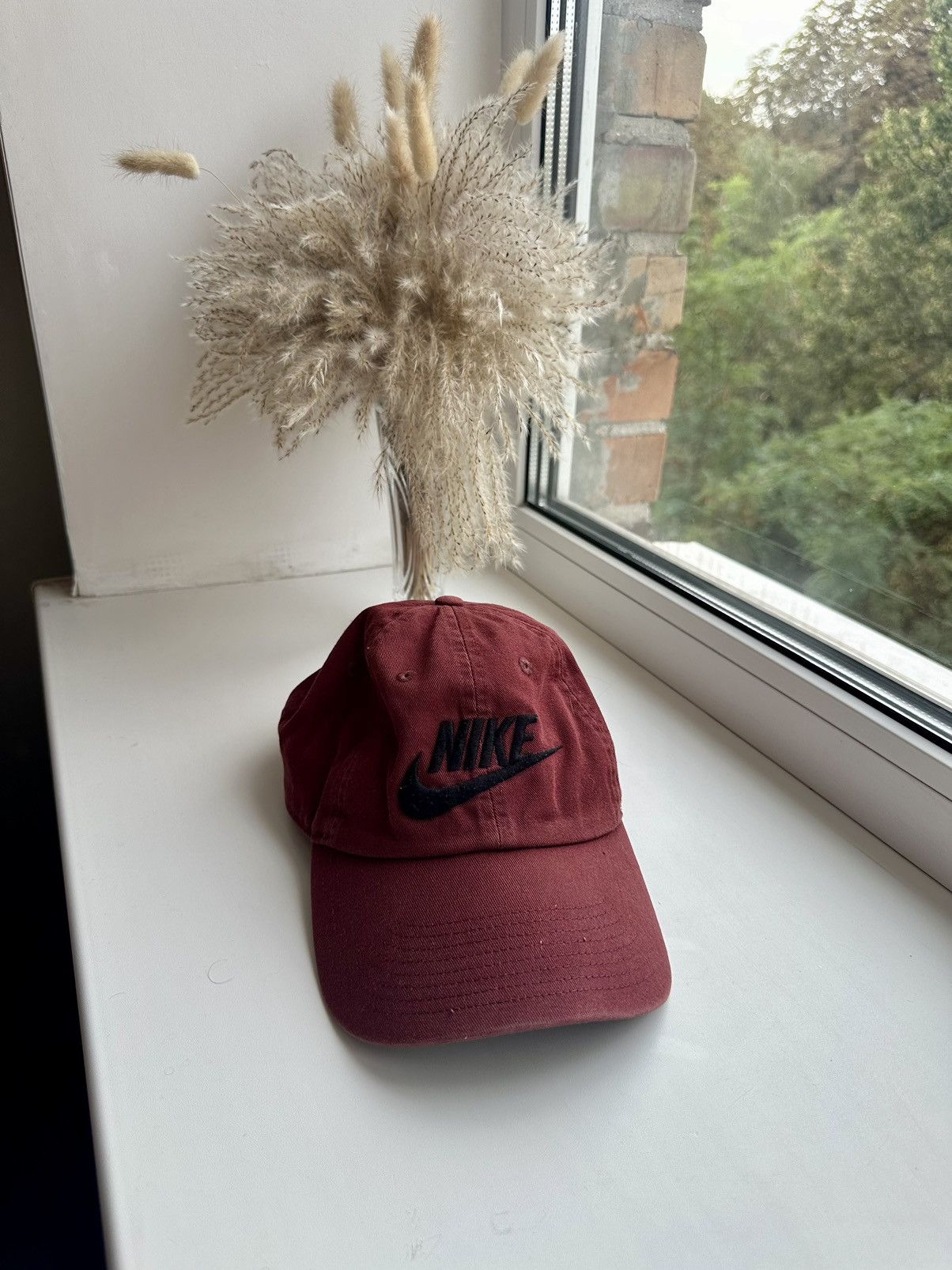 Nike Vintage Nike Red Cap Swoosh Big Logo Size ONE SIZE - 2 Thumbnail