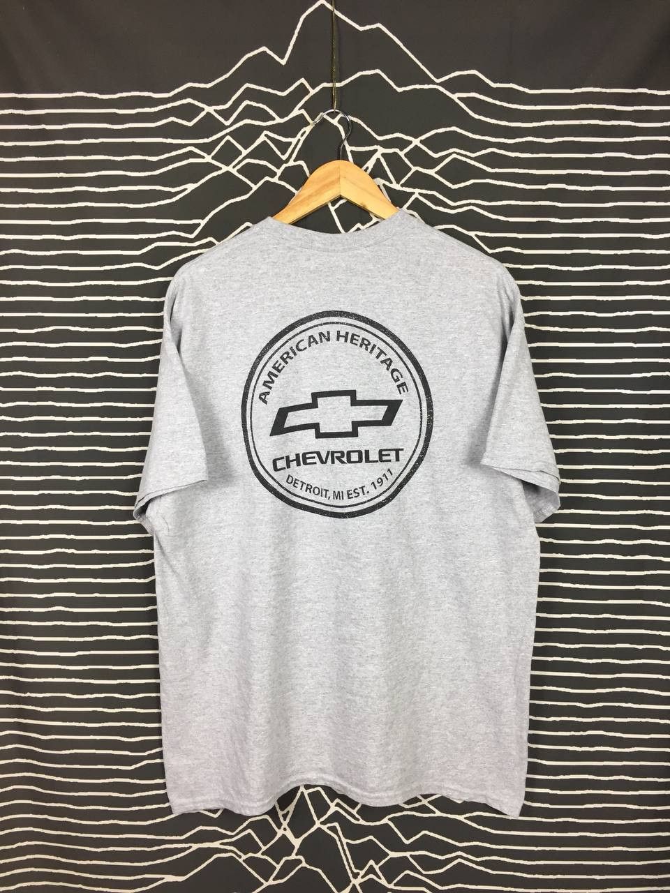 Chevrolet × Gildan × Vintage Chevrolet An American Heritage Big Logo Racing Tee Size US XL / EU 56 / 4 - 1 Thumbnail