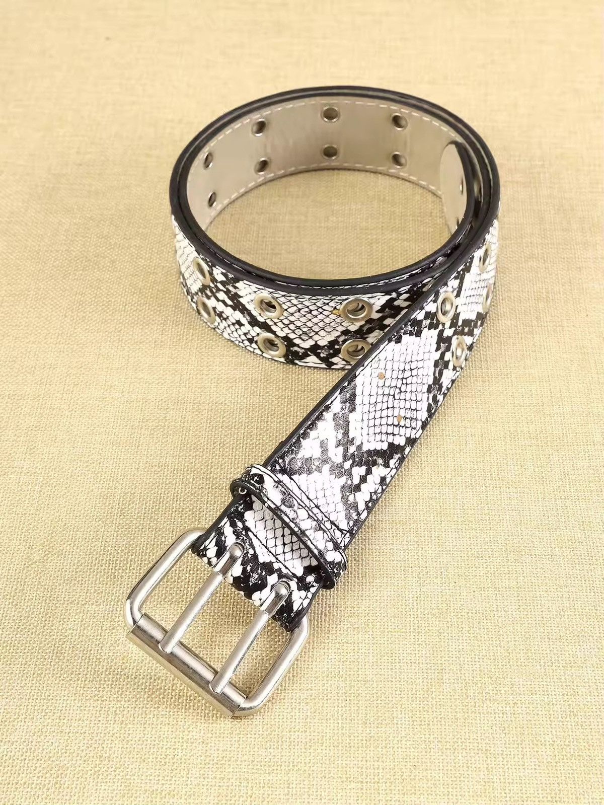 Japanese Brand 130 cm Python Black & White PU Belt Size ONE SIZE - 4 Thumbnail