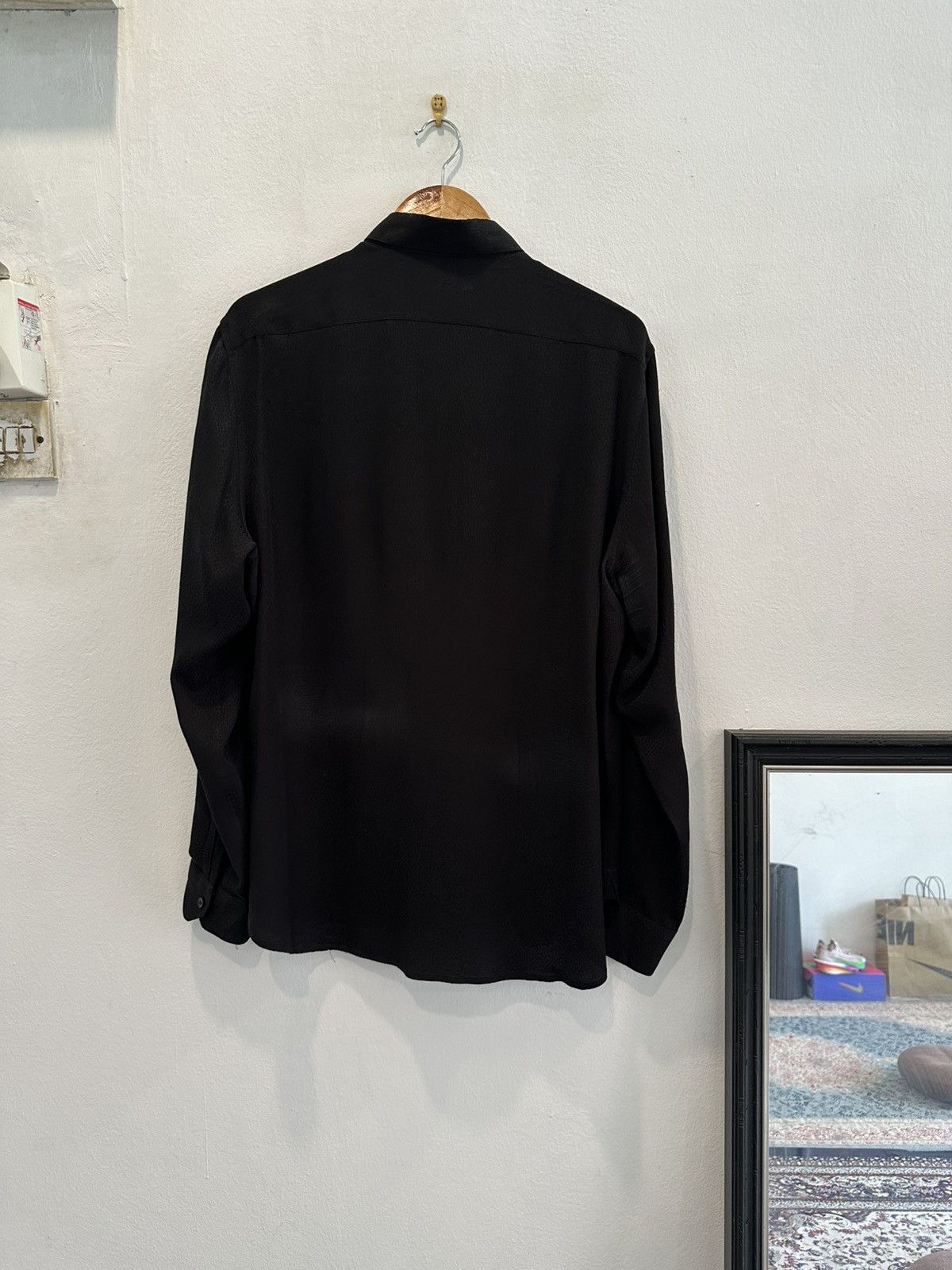 Saint Laurent Paris SS23 Saint Laurent Shirt in Matte and Shiny Silk Size US L / EU 52-54 / 3 - 2 Thumbnail