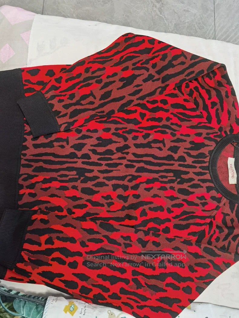Valentino Valentino Leopard print sweatshirt Size M / US 6-8 / IT 42-44 - 2 Thumbnail