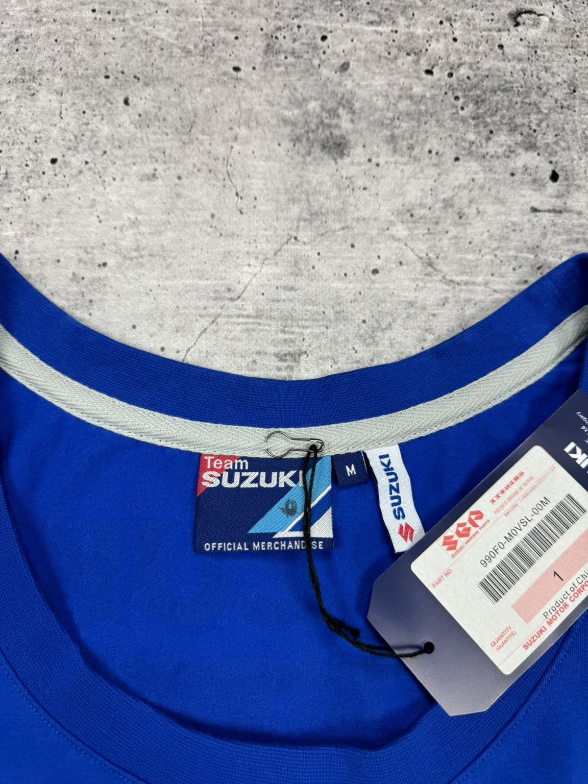 Designer Vintage 90’s Y2K Style Suzuki Tank Top Sleeveless T-Shirt Size US M / EU 48-50 / 2 - 8 Thumbnail