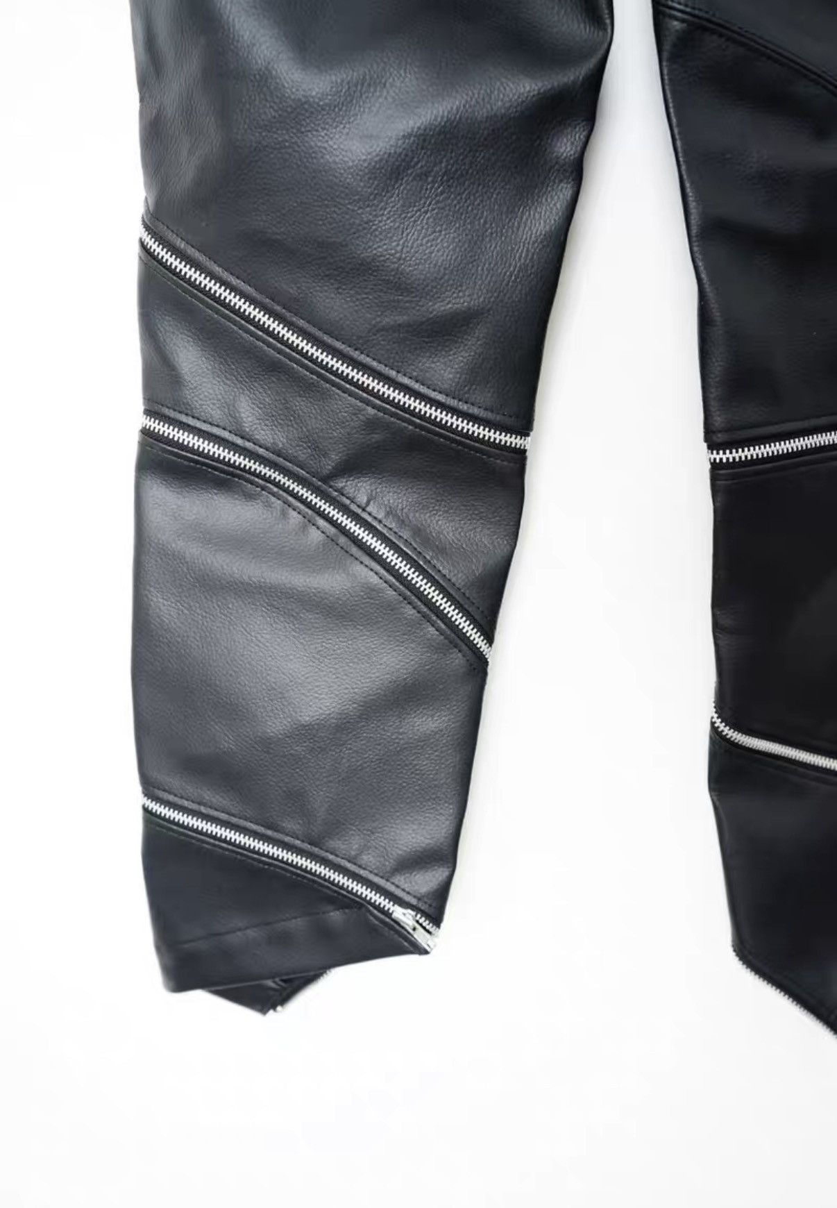 Comme des Garcons Comme des Garçons 18AW Spiral Leather Pants Size US 30 / EU 46 - 6 Thumbnail