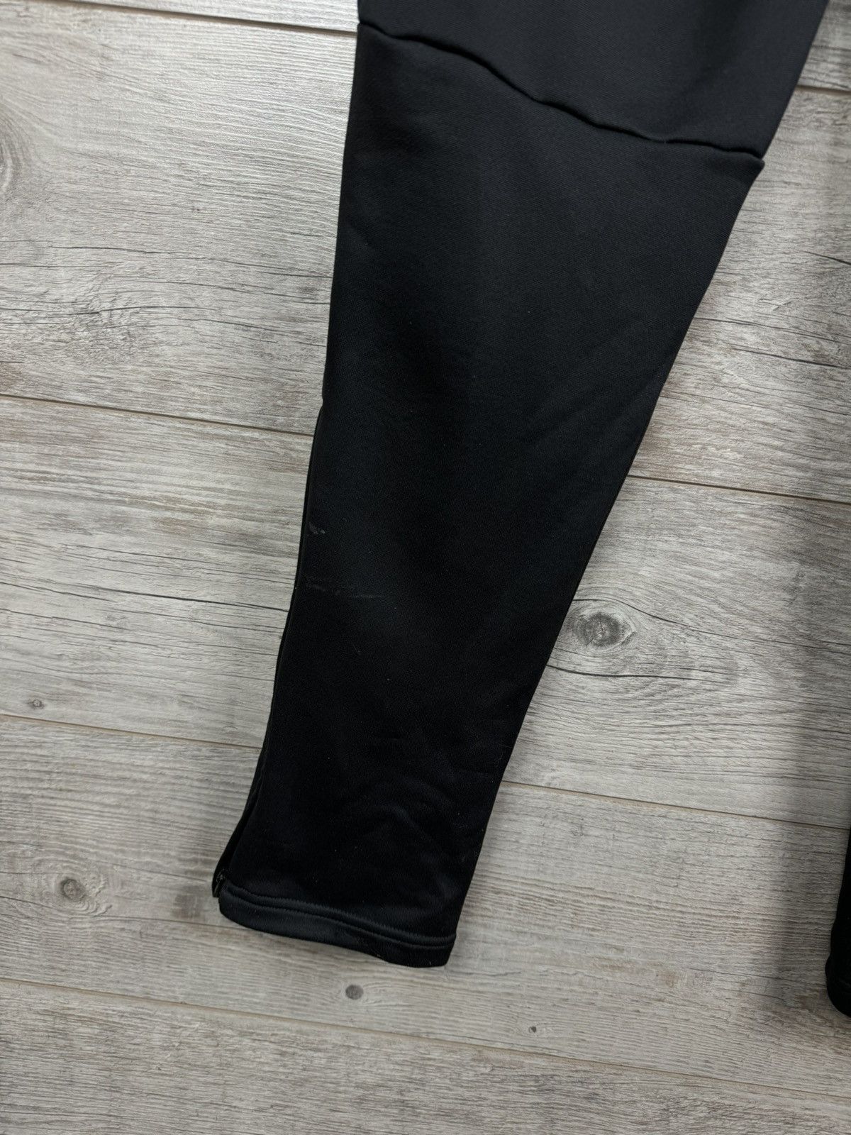 Adidas Manchester United Adidas Trousers Football size S Size US 30 / EU 46 - 11 Thumbnail