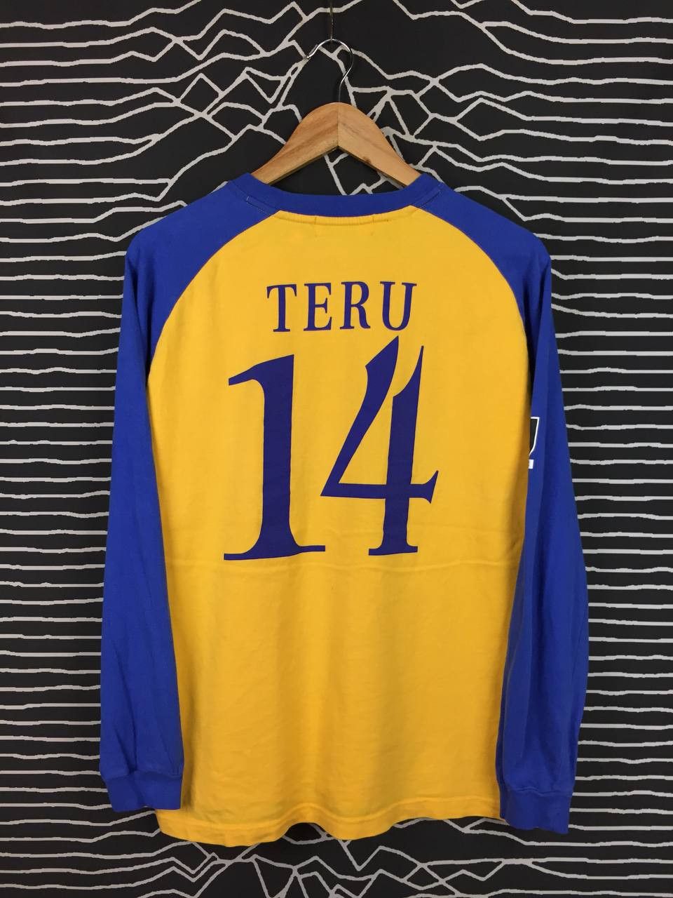 Japanese Brand Vtg Flags Town J.League Vegalta Sendai Raglan Tee Size US M / EU 48-50 / 2 - 8 Thumbnail