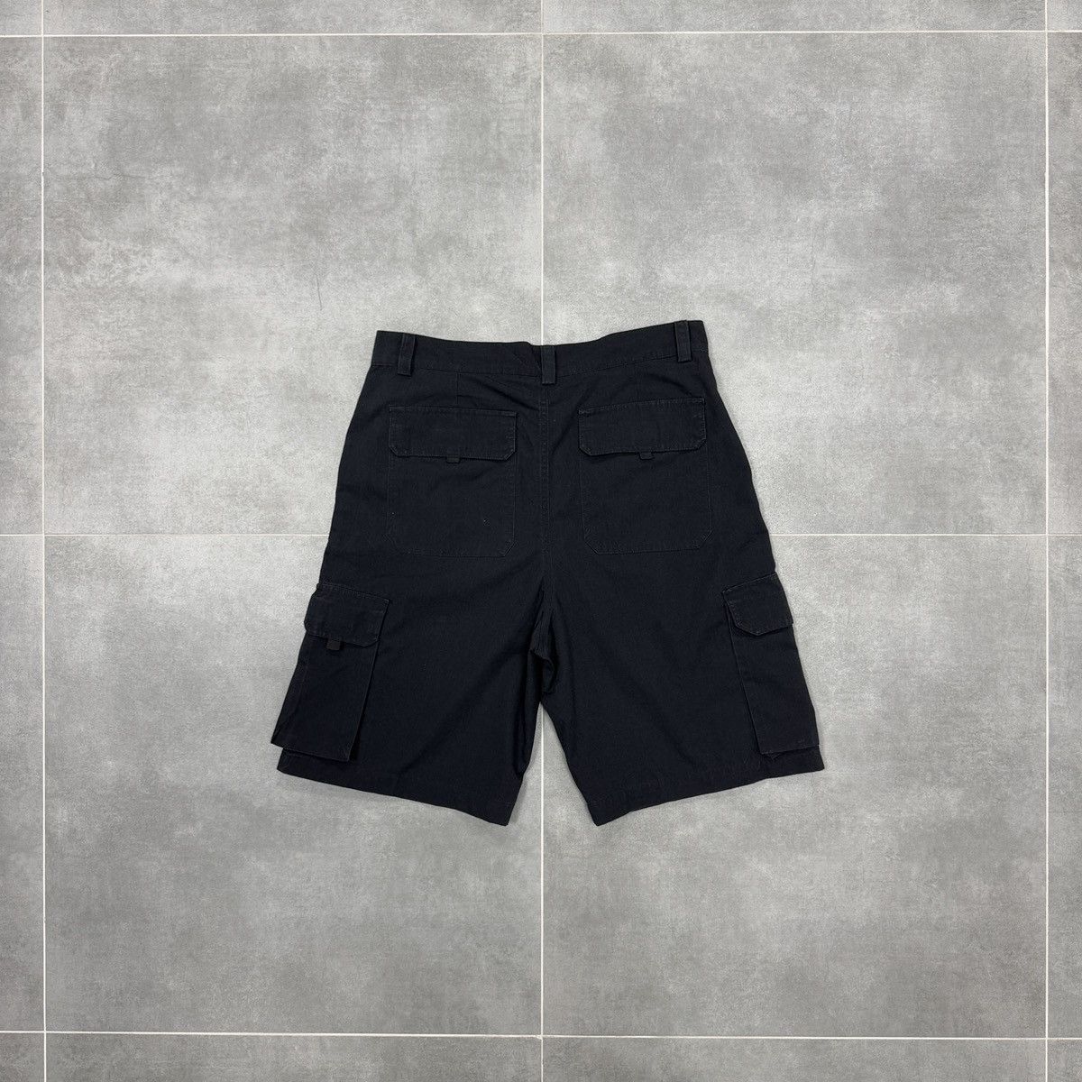 Fubu × Vintage Vintage Fubu Cargo Shorts Size L Size US 32 / EU 48 - 14 Thumbnail