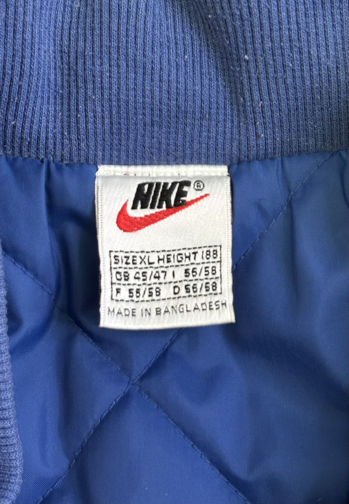 Nike Nike jacket Big Swoosh vintage 90s size XL Size US XL / EU 56 / 4 - 14 Thumbnail
