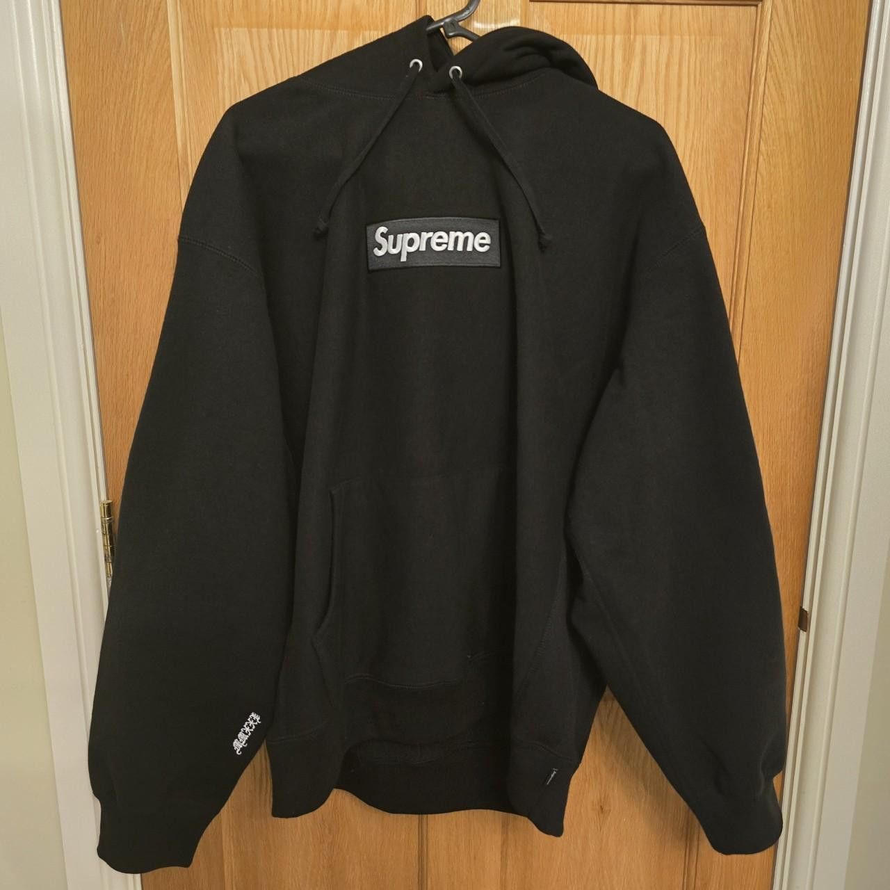Supreme Supreme Men's Black Hoodie Size US L / EU 52-54 / 3 - 1 Thumbnail